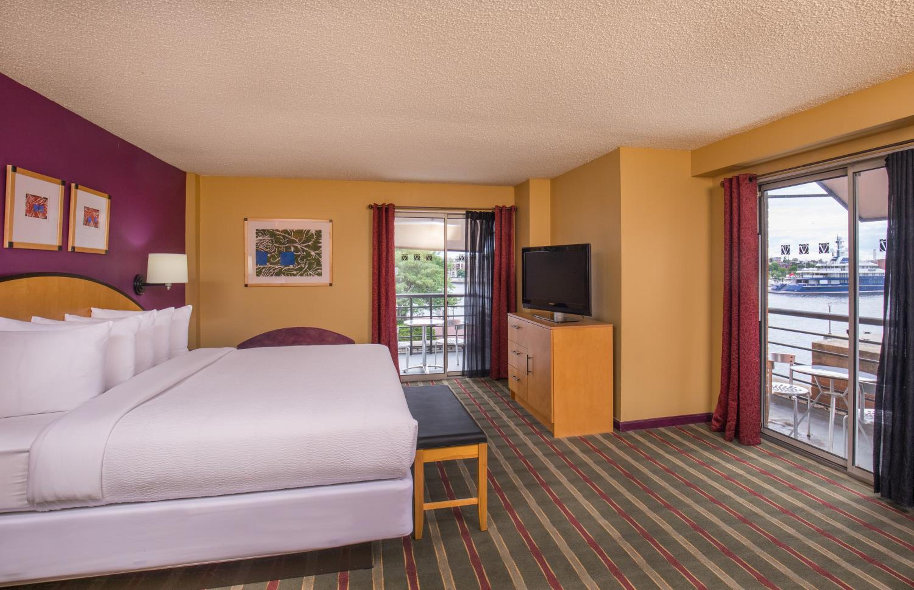 King Room with Balcony