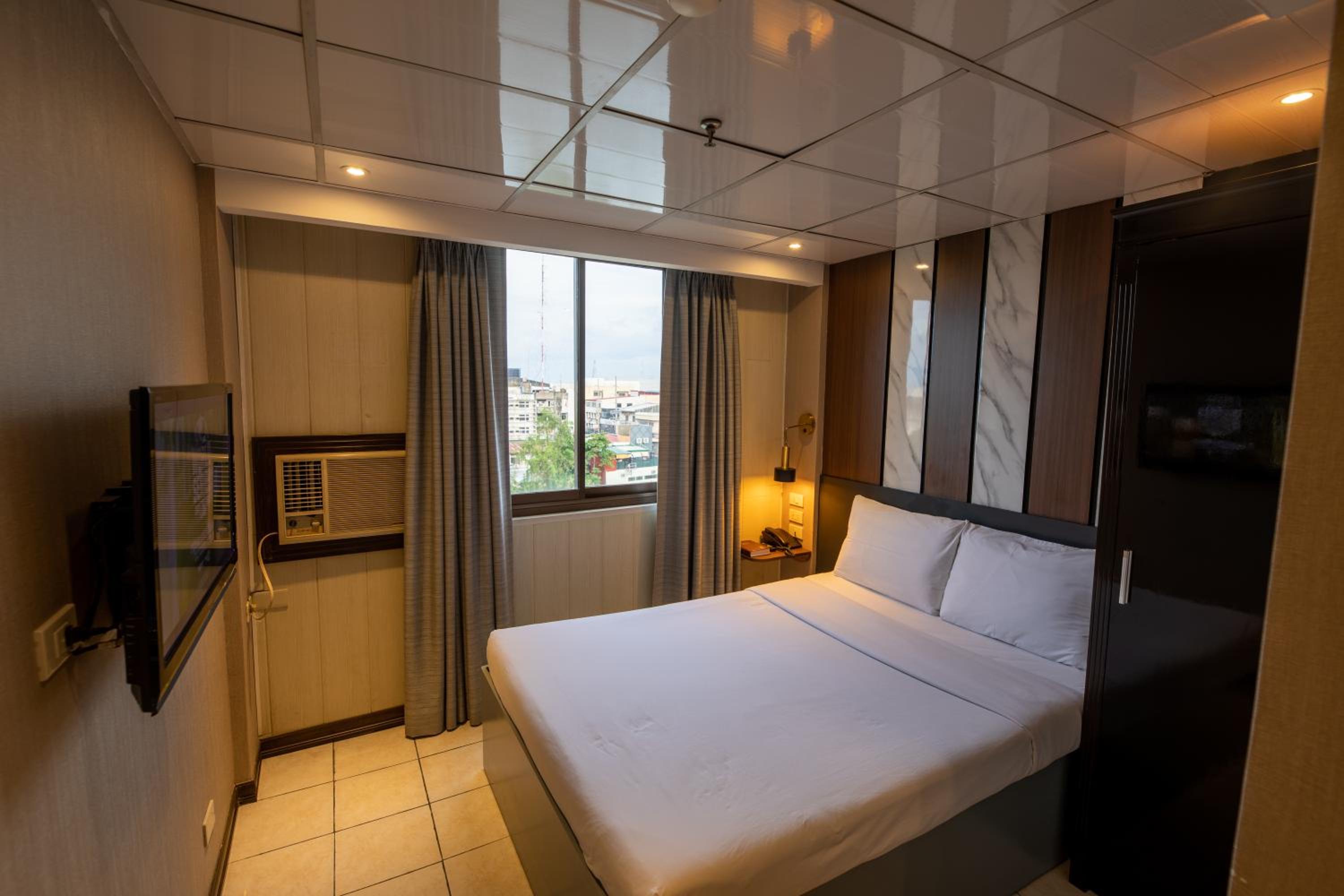Small Double Room