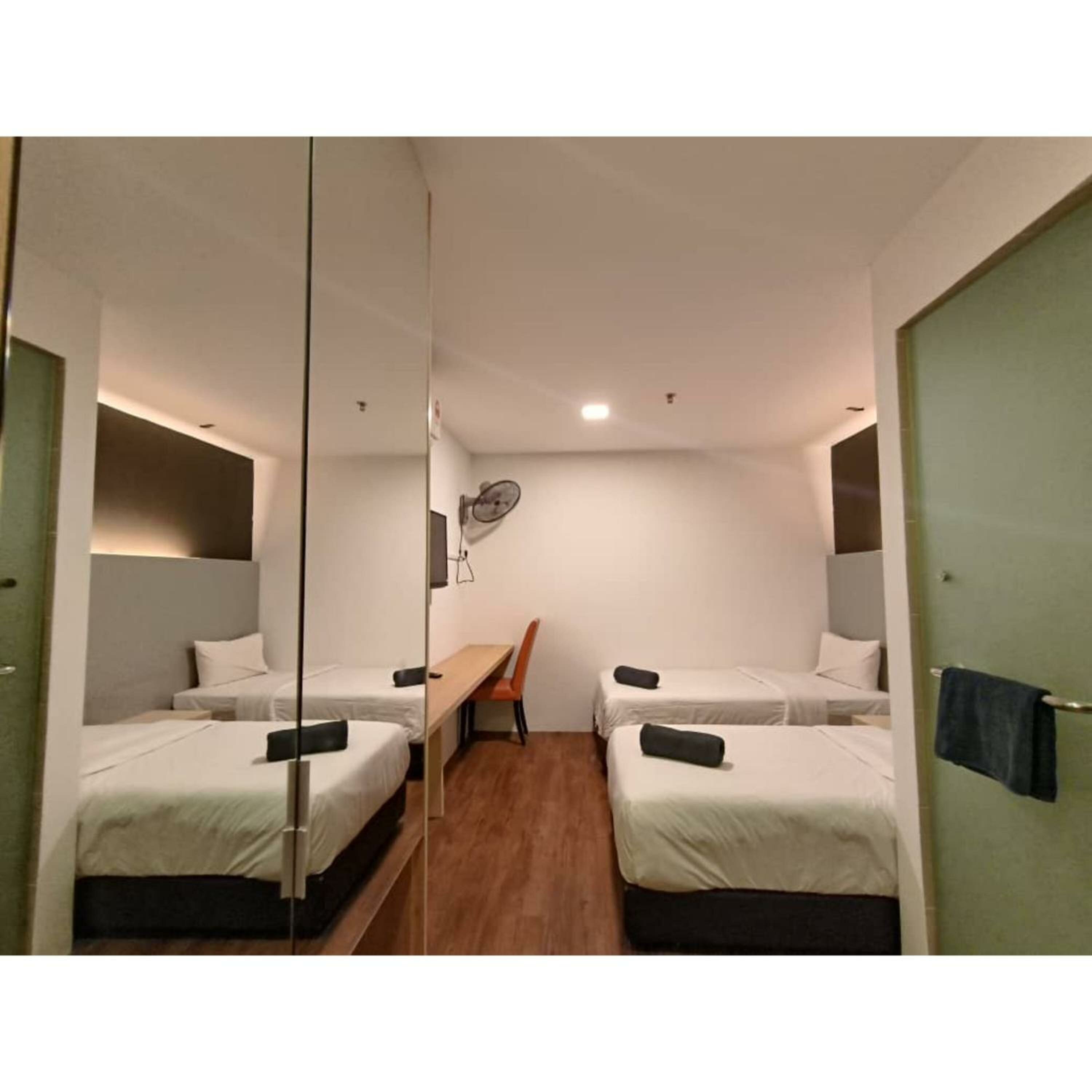 Superior Twin Room - No Window