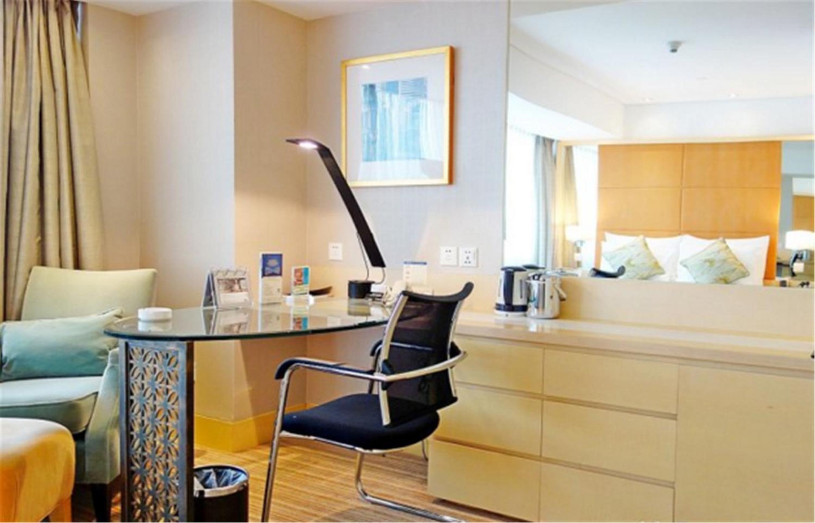 Deluxe Double Room with City View