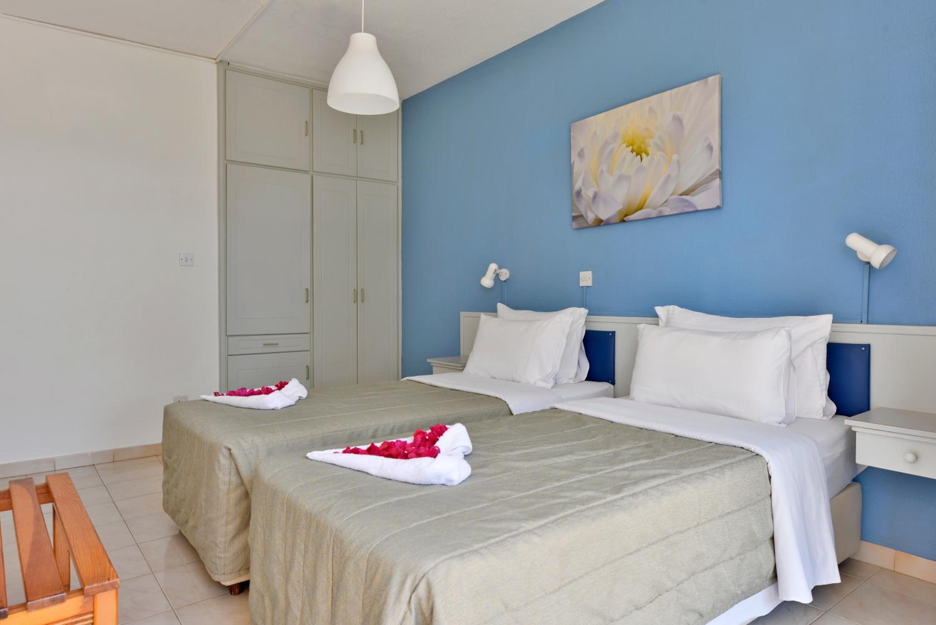 One-Bedroom Family Apartment