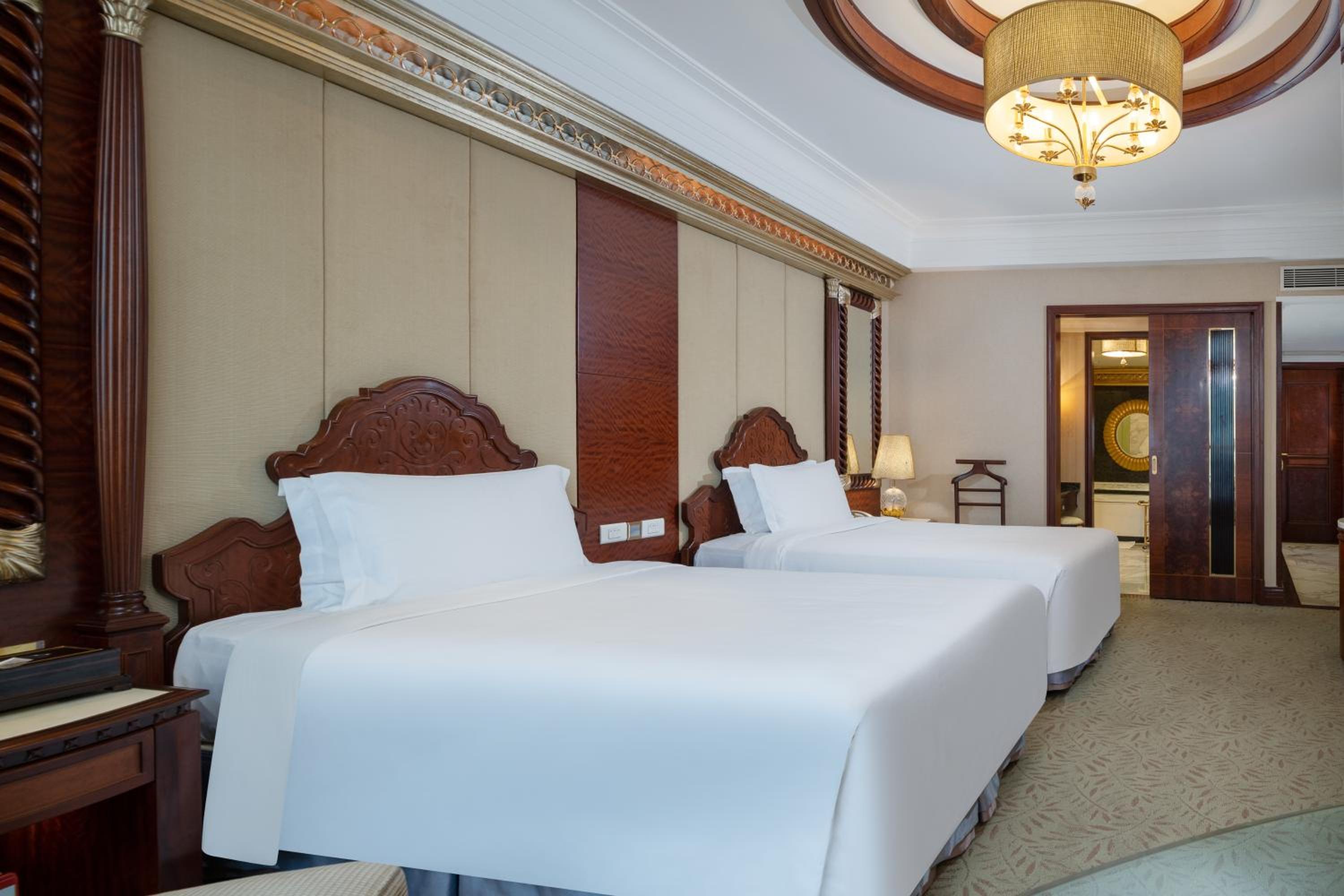 Elite Twin Room