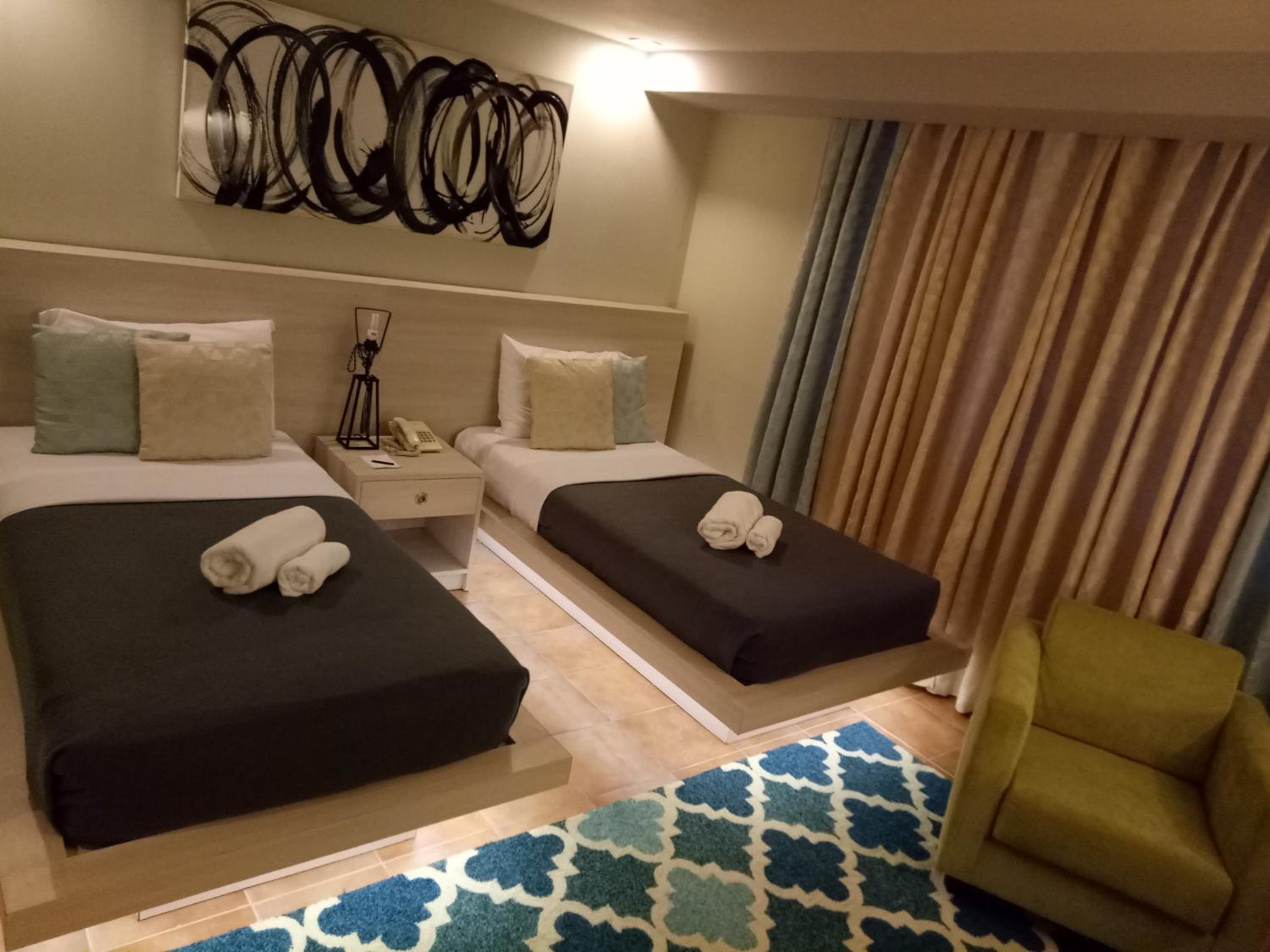 Deluxe Twin Room