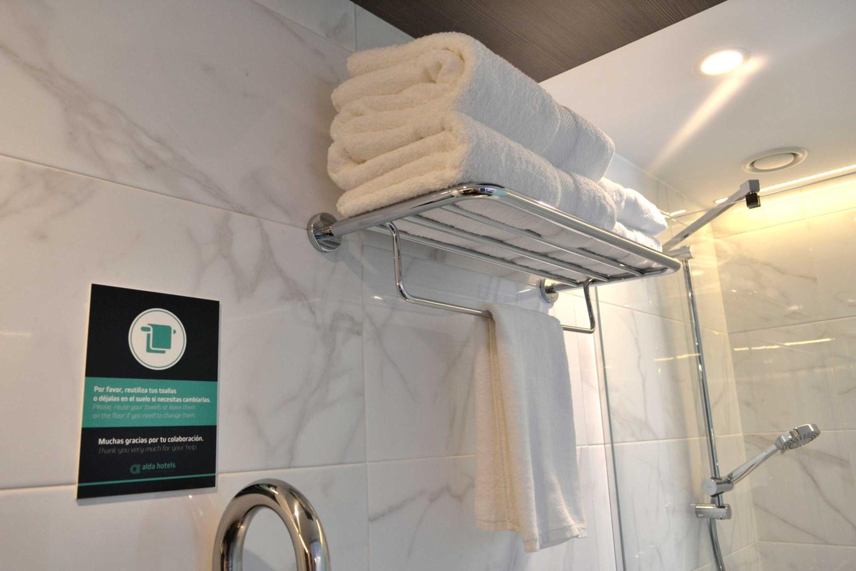 Economy Double or Twin Room