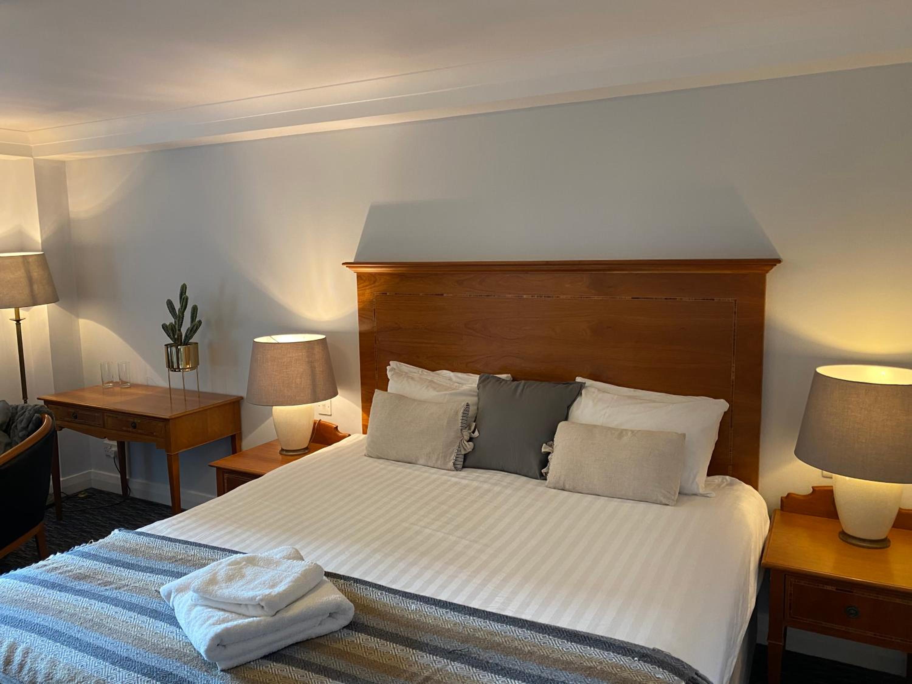 One-Bedroom Standard Double Suite with Sofa Bed - Non-Smoking