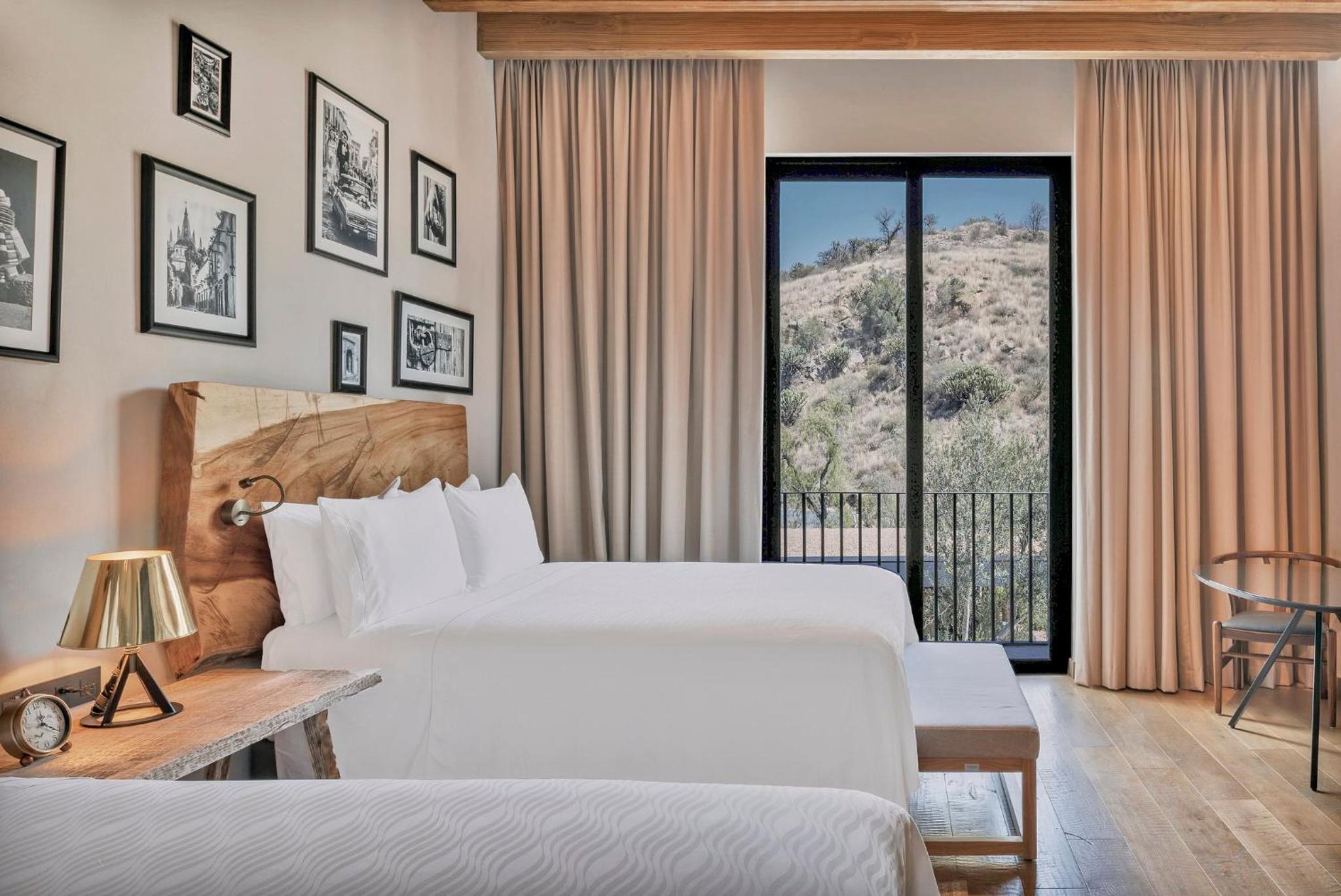 Deluxe Room 2 Double