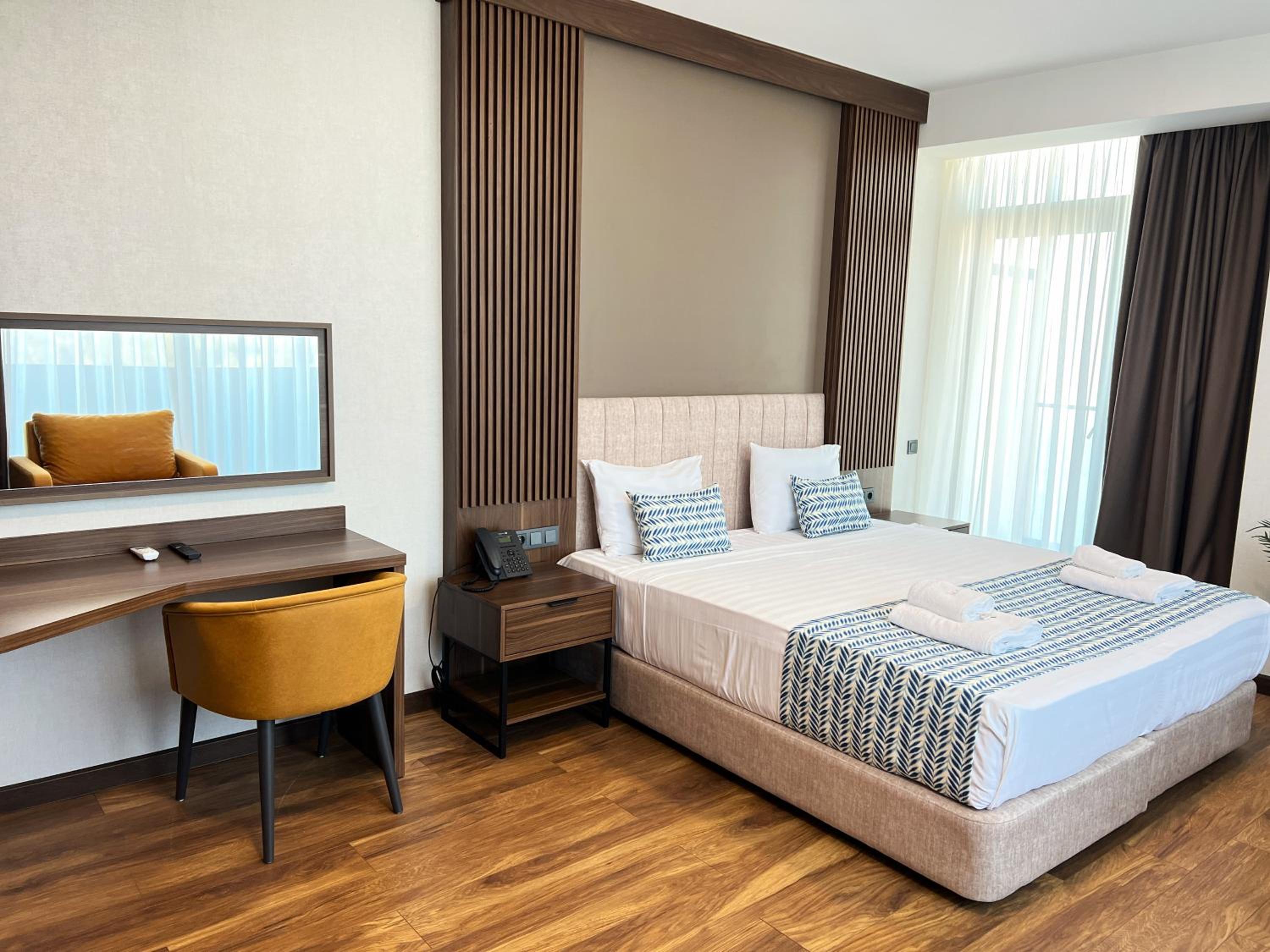 Family Room with Sea View