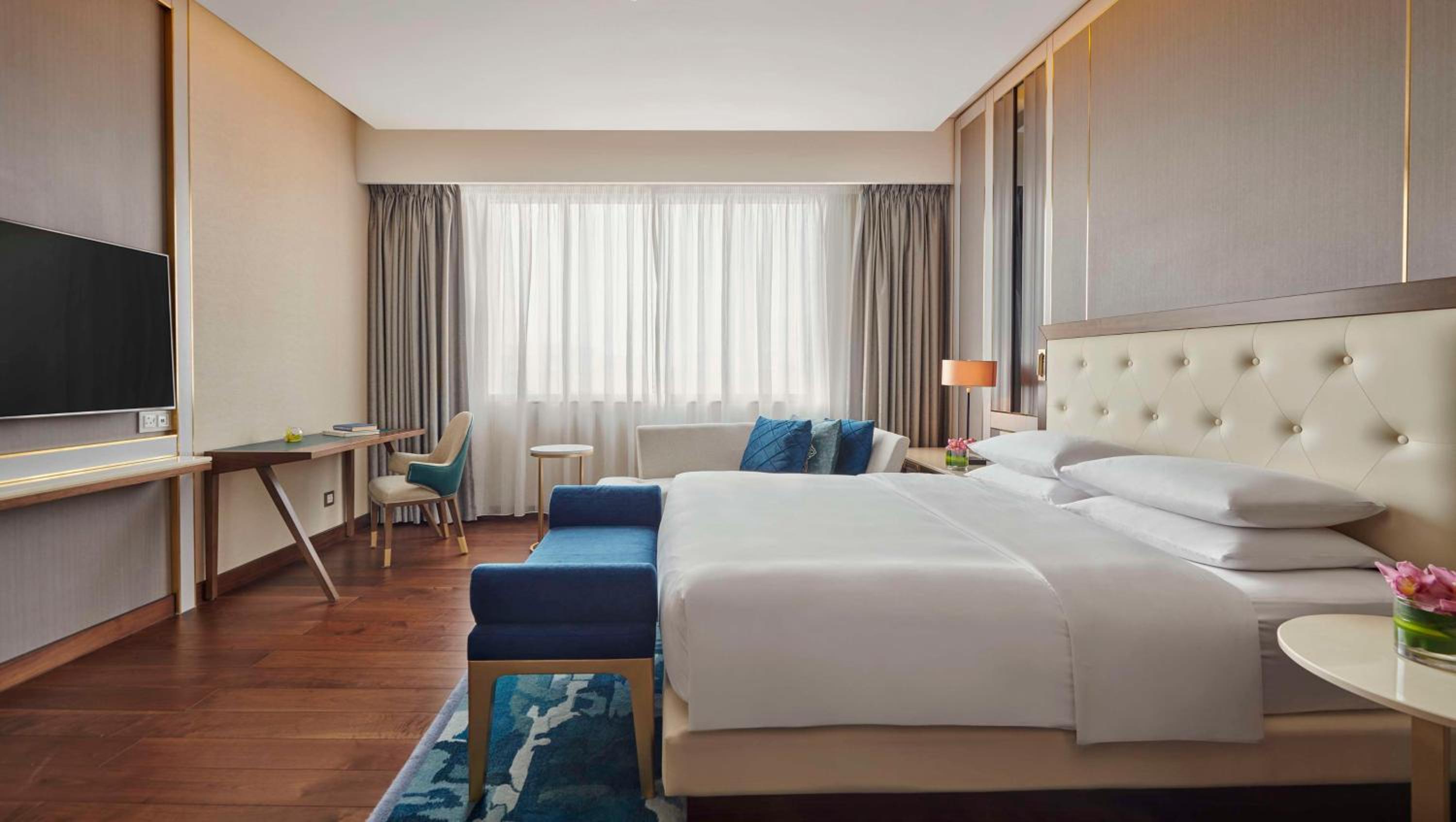 Grand Executive Suite