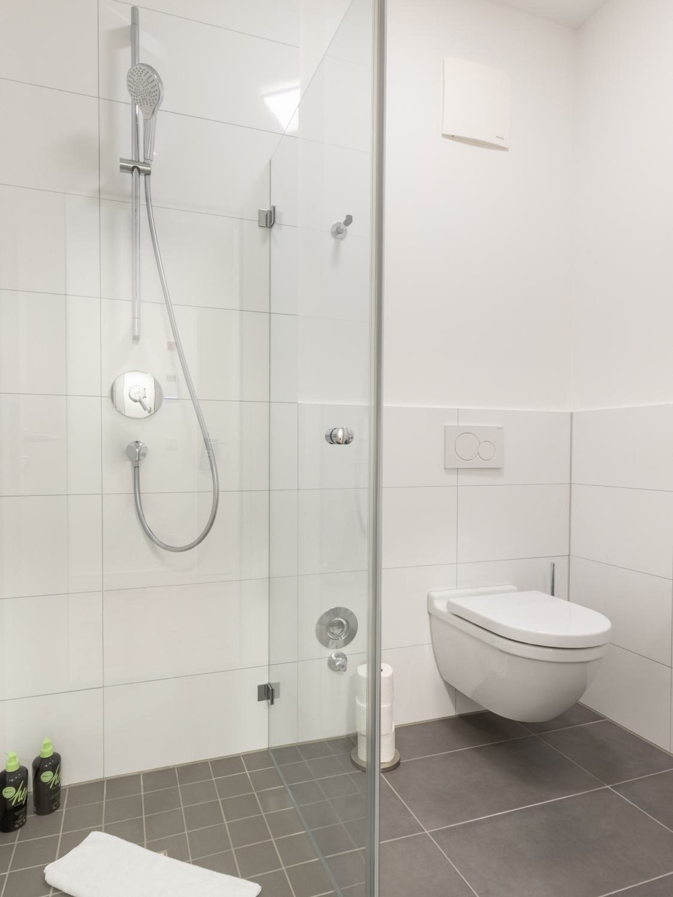 Suite M with balcony