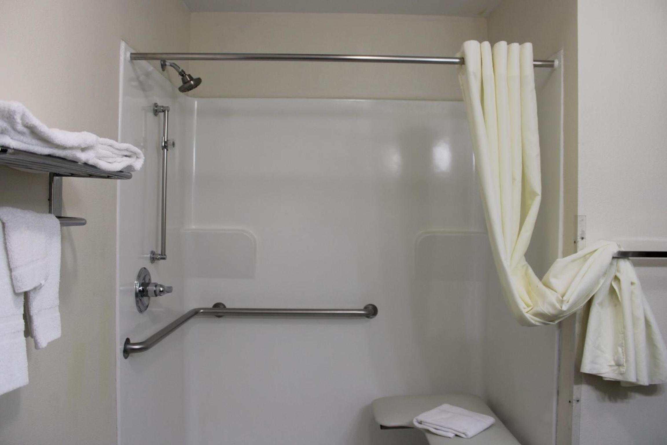 Suite with Two Double Beds - Disability Access/Nonsmoking