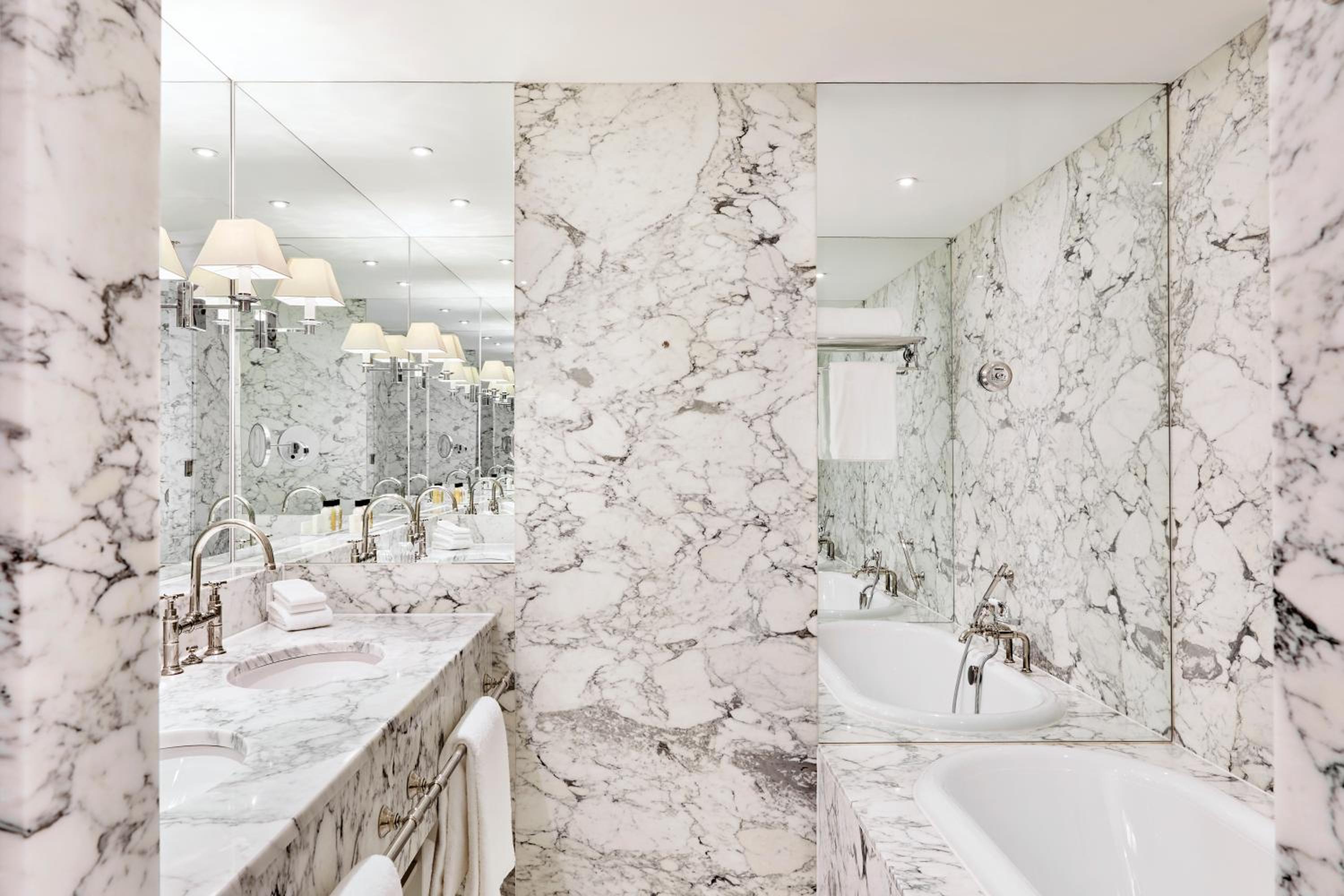 One-Bedroom Prestige Apartment