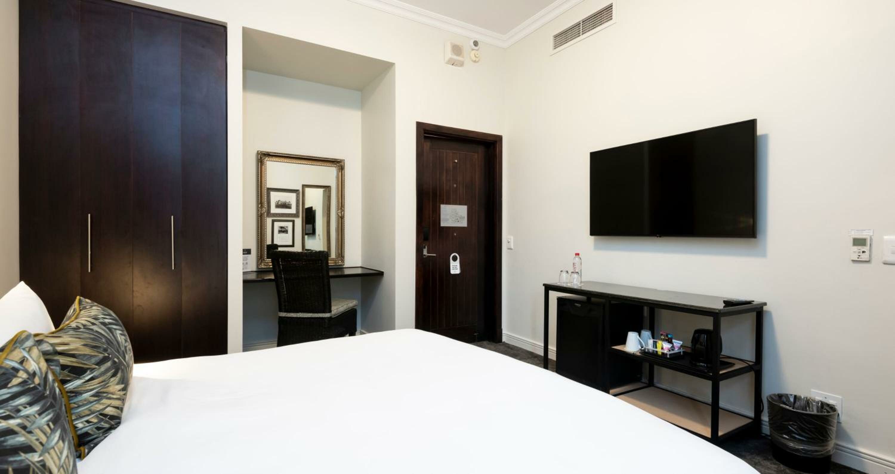 Universal Accessible Room