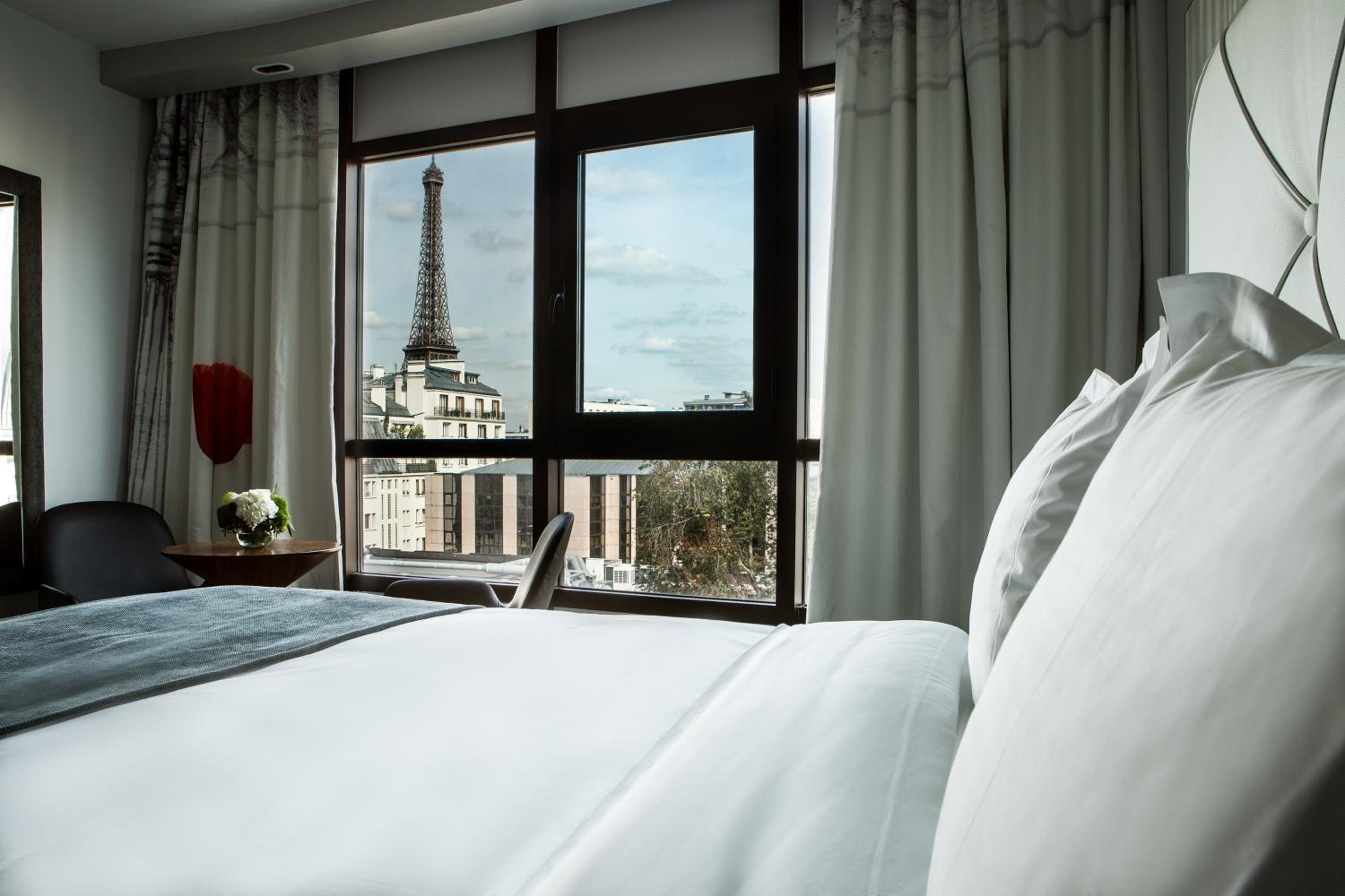 Double room with Eiffel Tower view – 5th and 6th floor