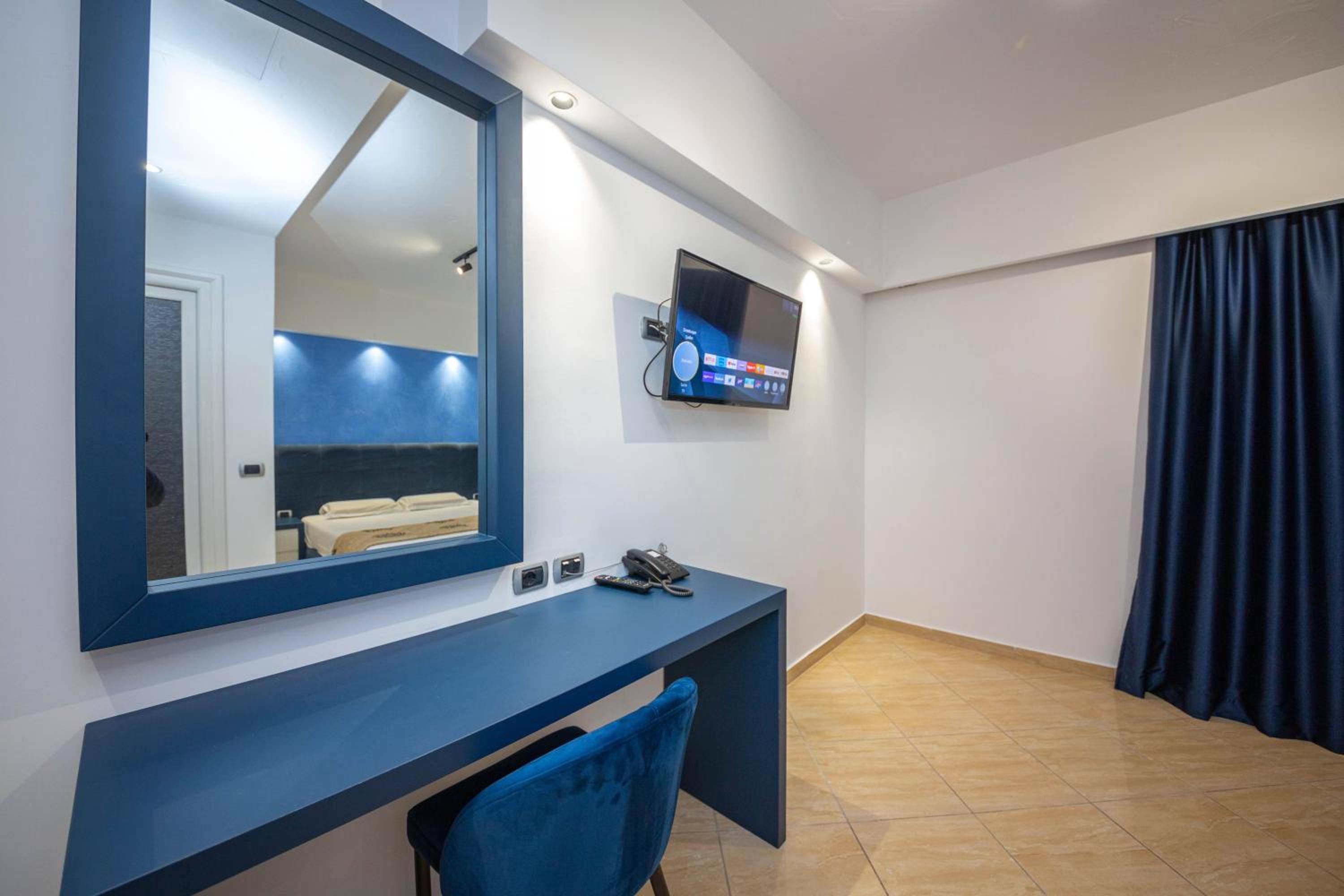 Superior Double Room With Balcony