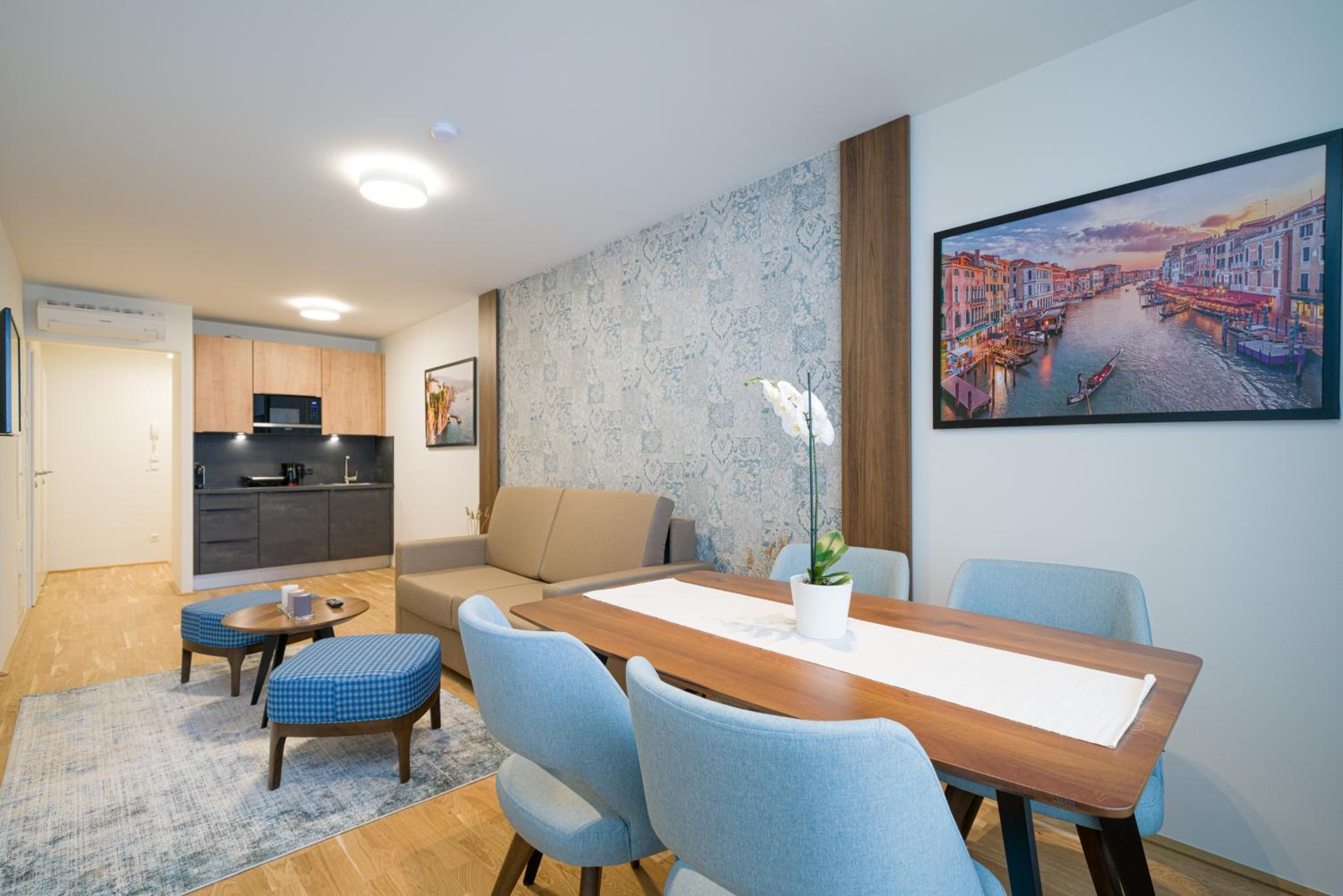 One-Bedroom Apartment with Balcony