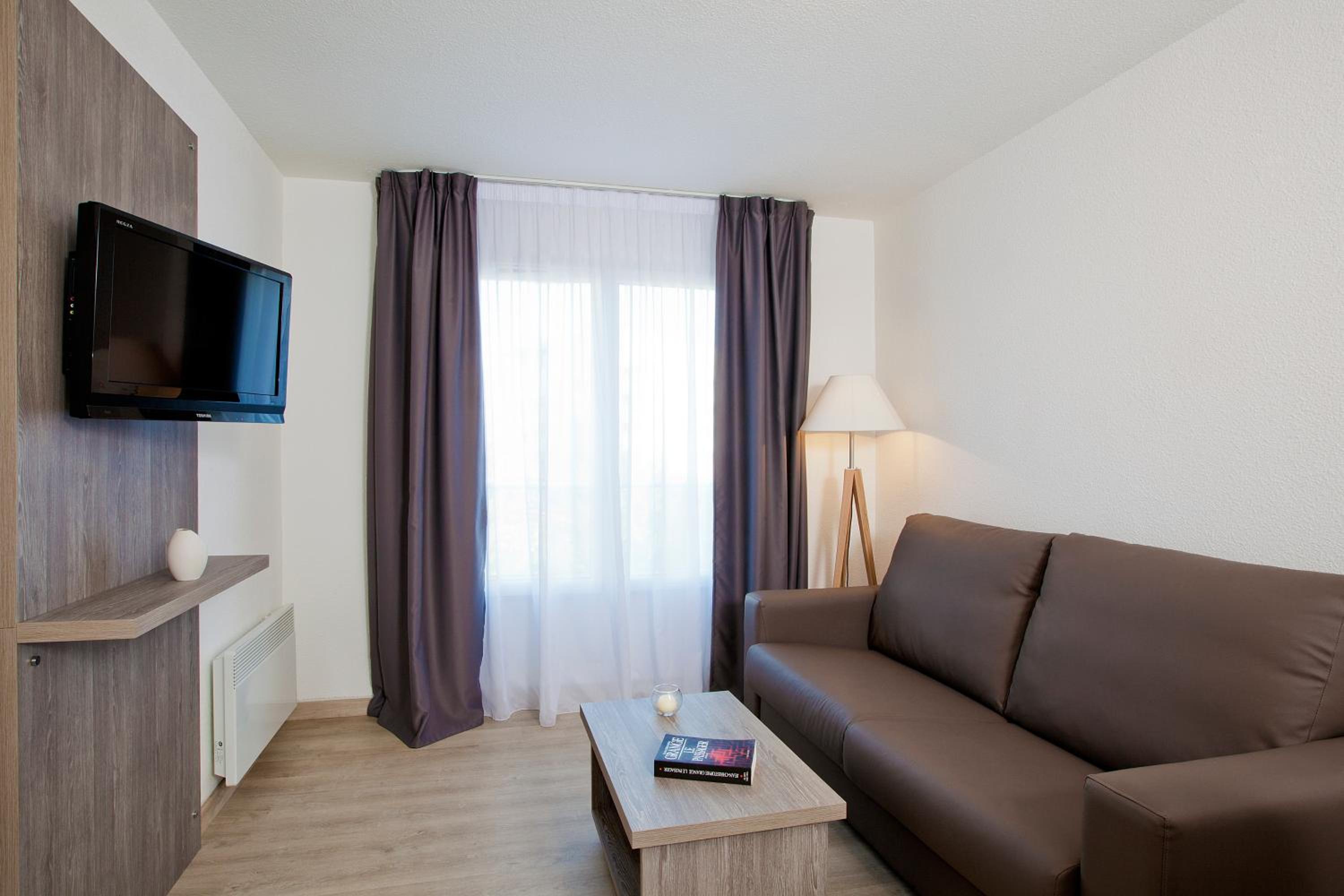 2 Room Apartment 2-4 People