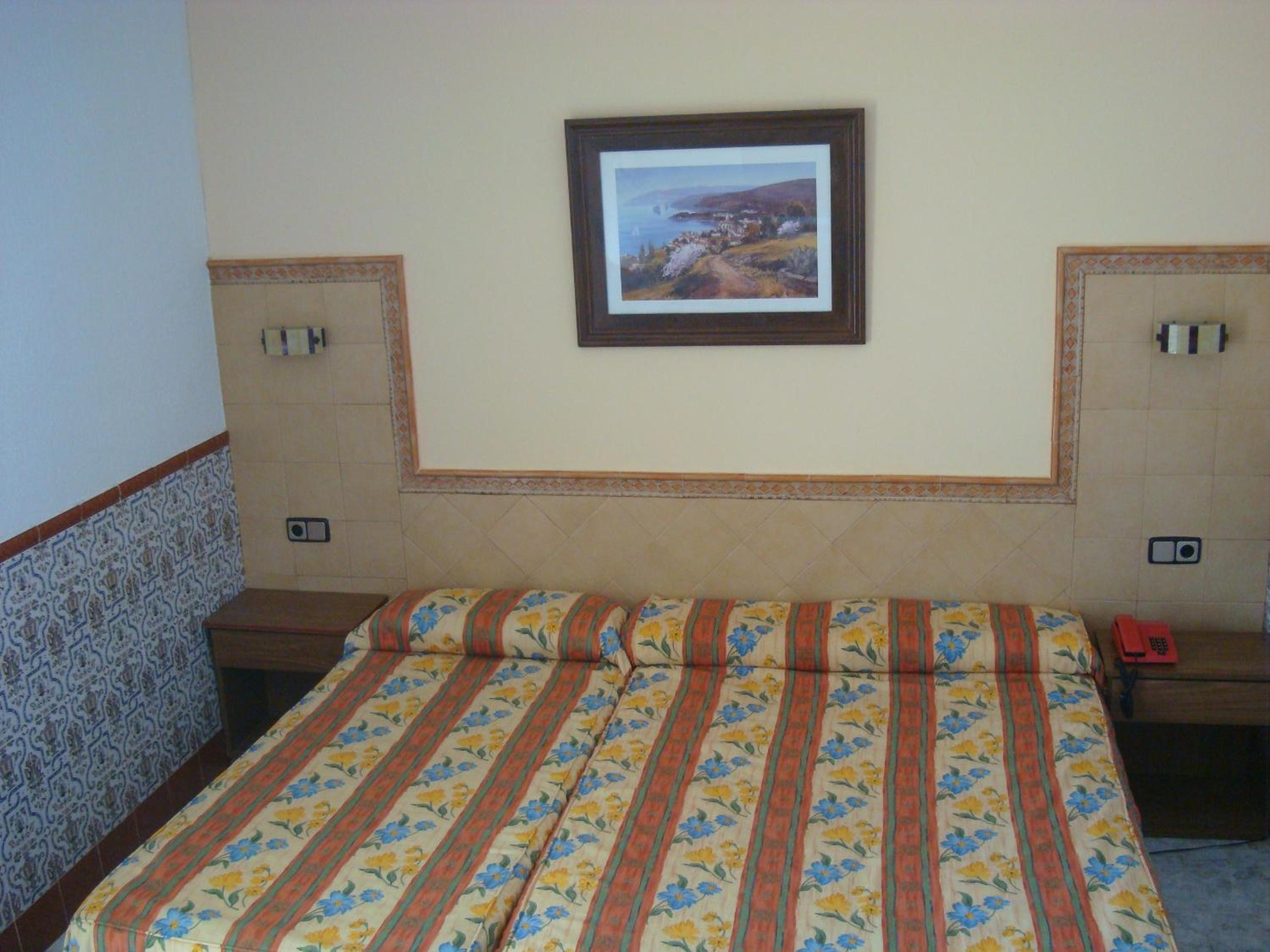 Double or Twin Room with Sea View