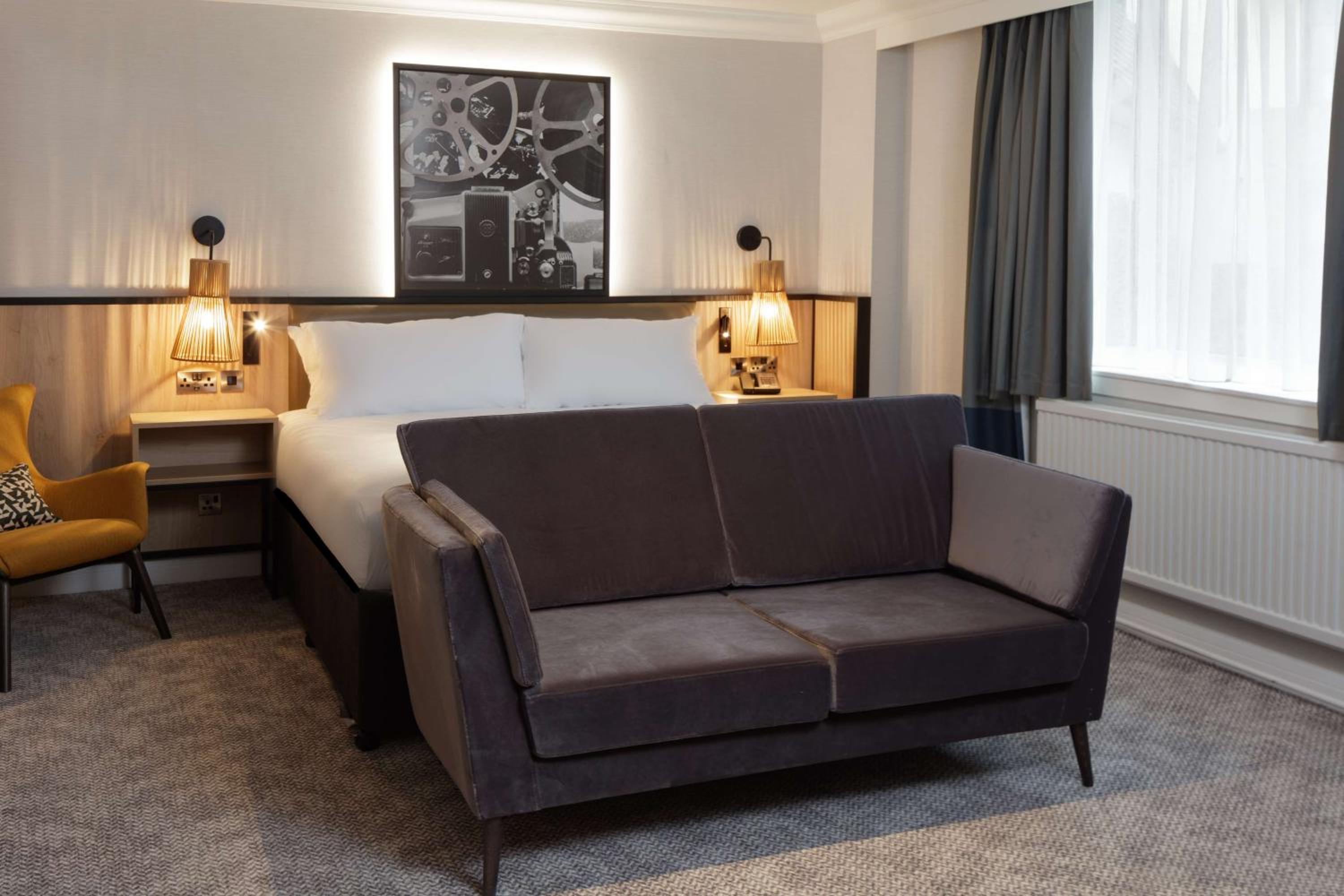 Deluxe King Room