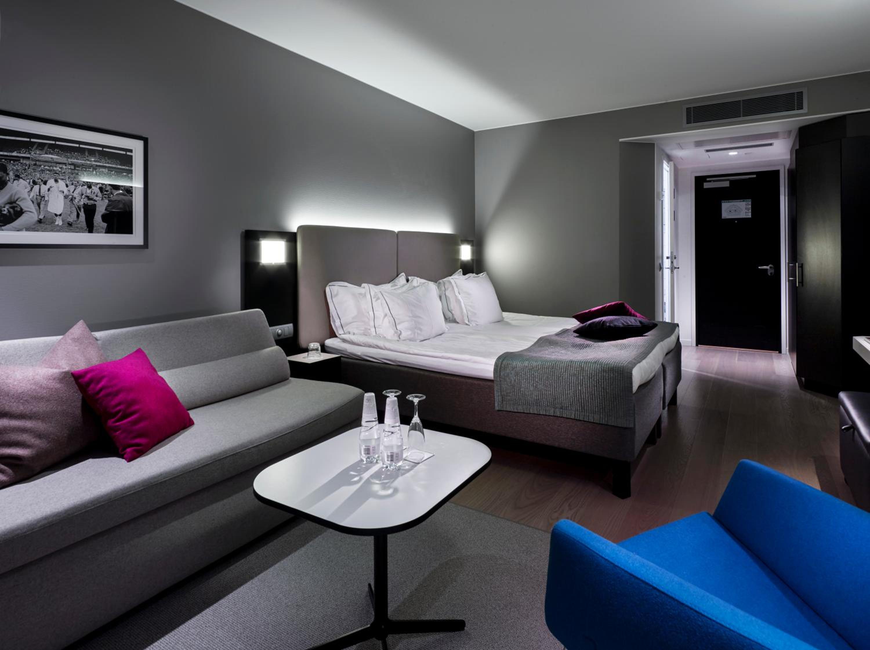 Sky View with Sofa Bed - Gothia Towers (max 2 Adults + 2 Children up to 12 years old)