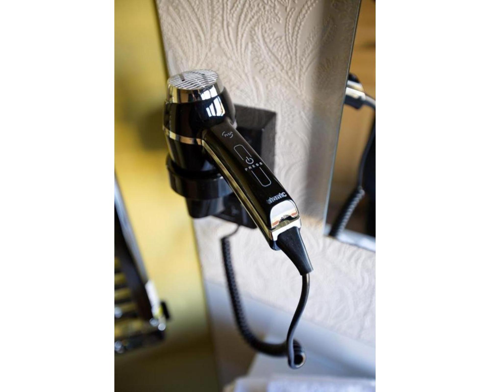 Two Connecting Double Rooms