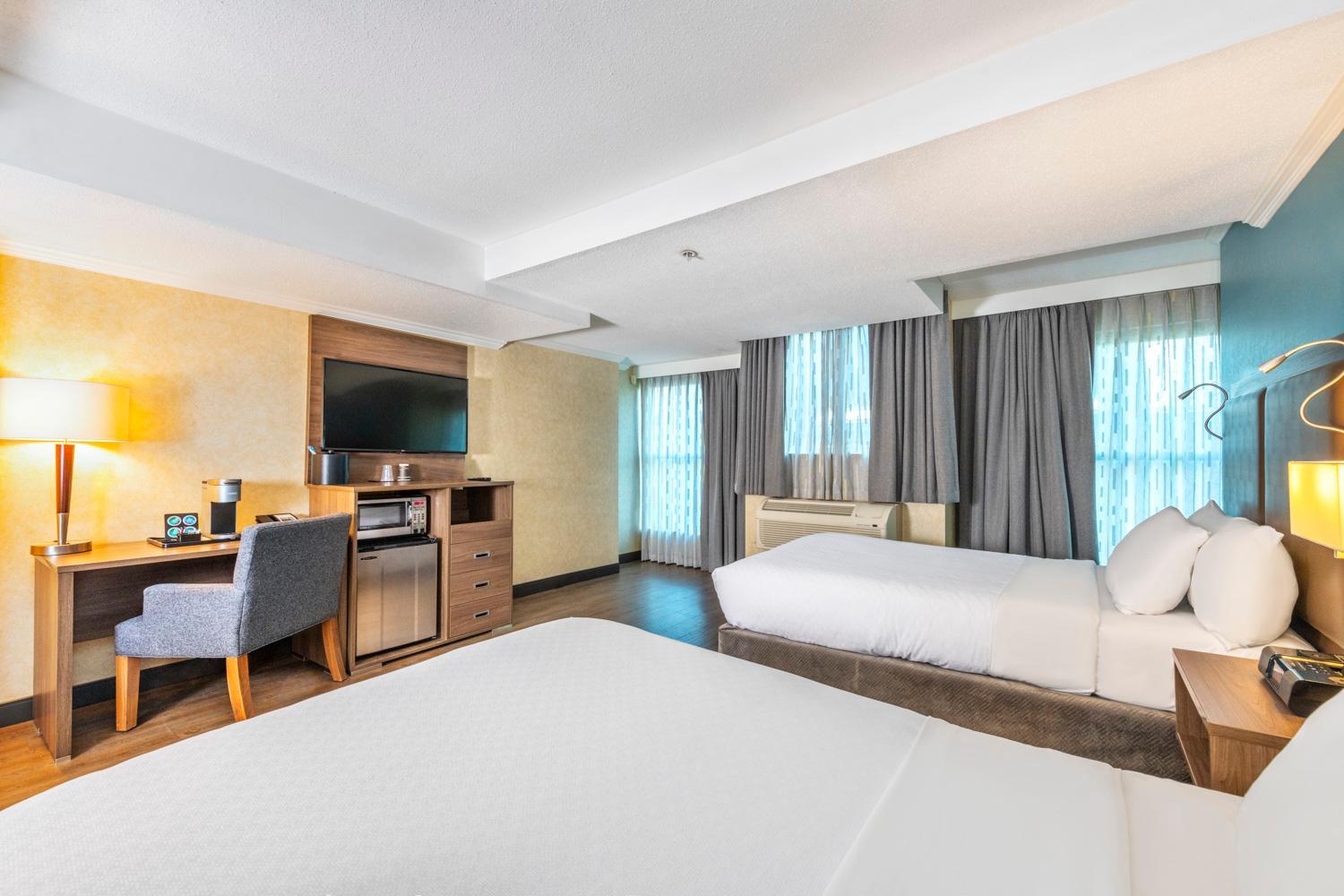 Double Room with Two Double Beds - Non-Smoking