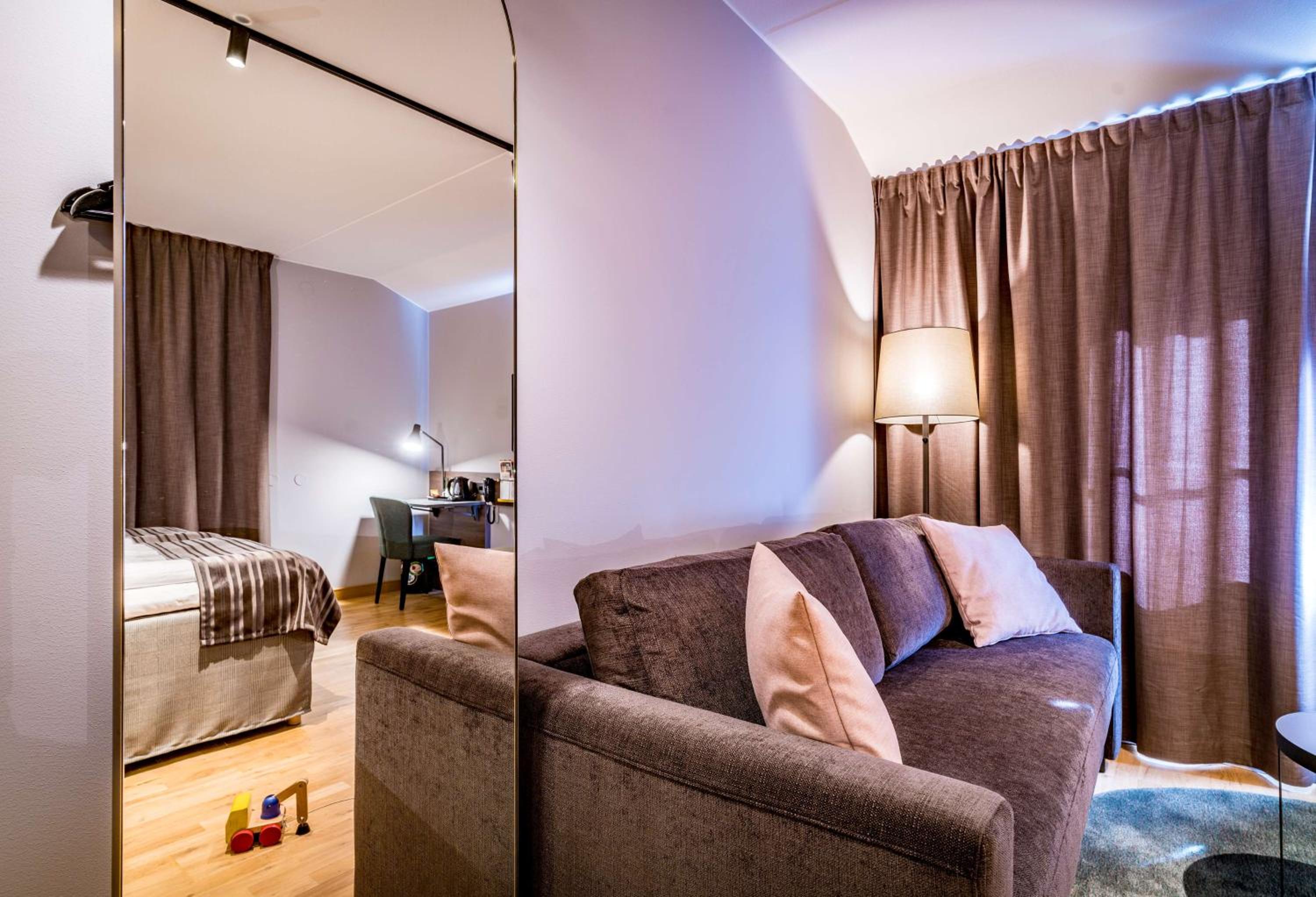 Quadruple Family Room