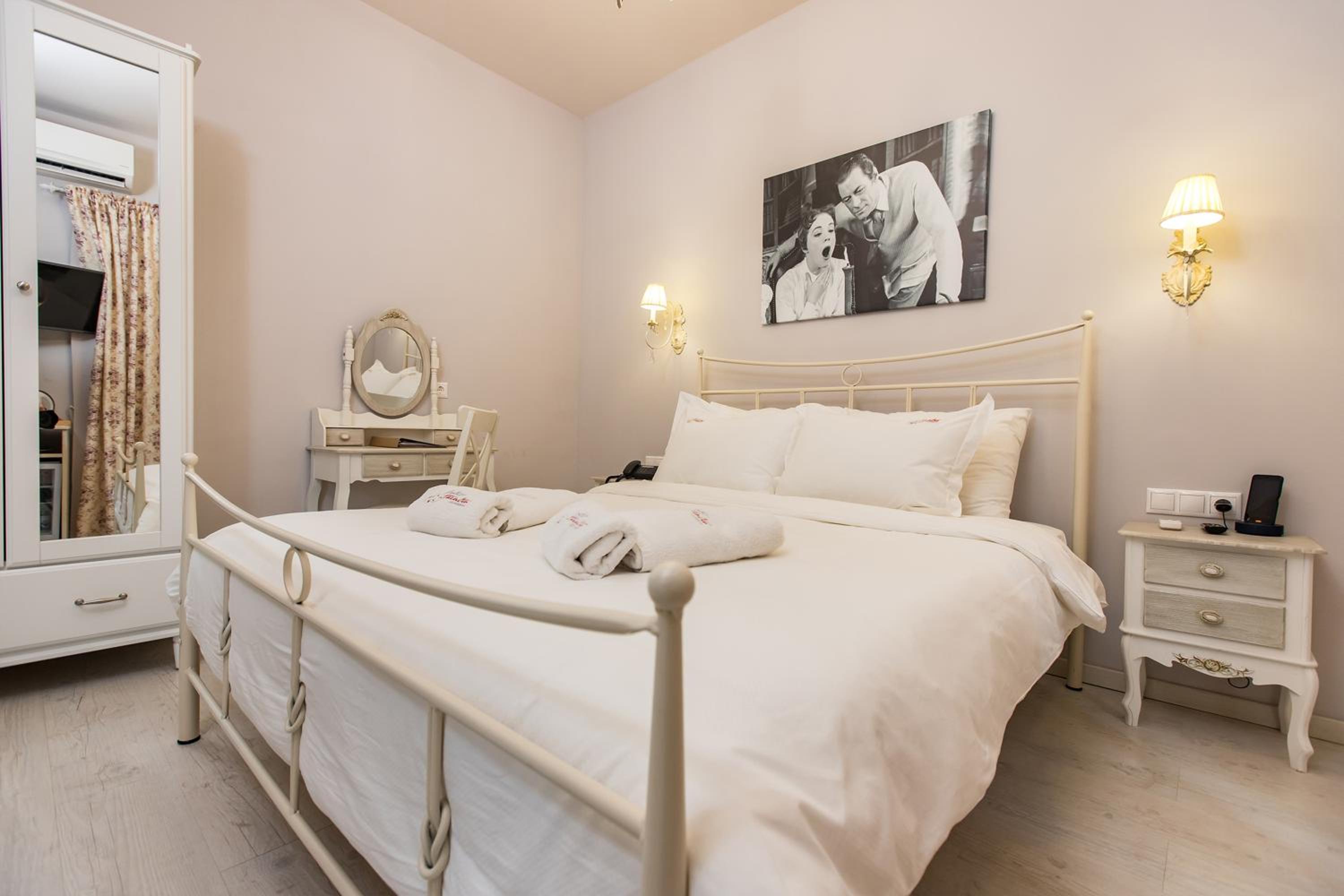 Deluxe Double or Twin Room with Balcony