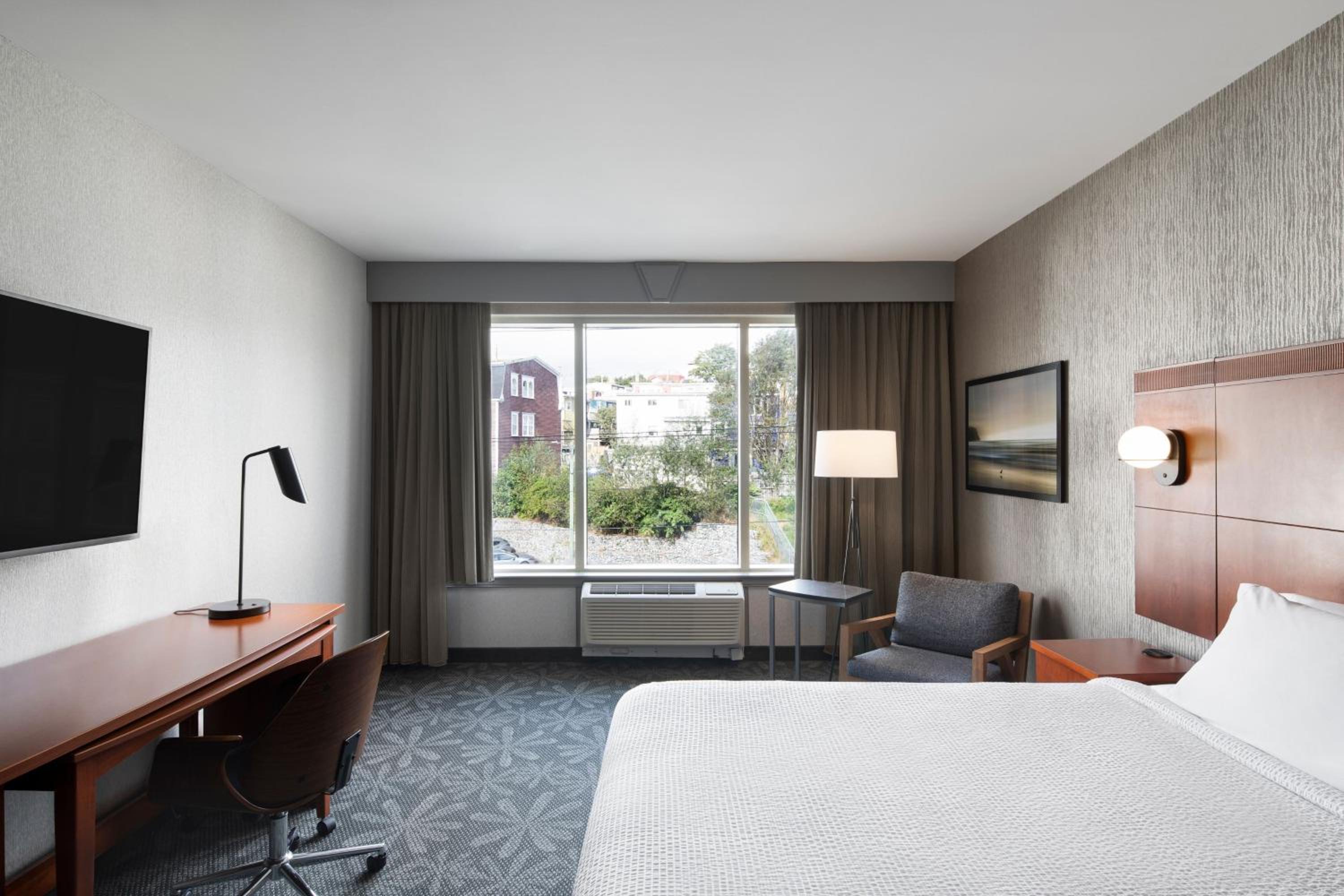 King Room with City View