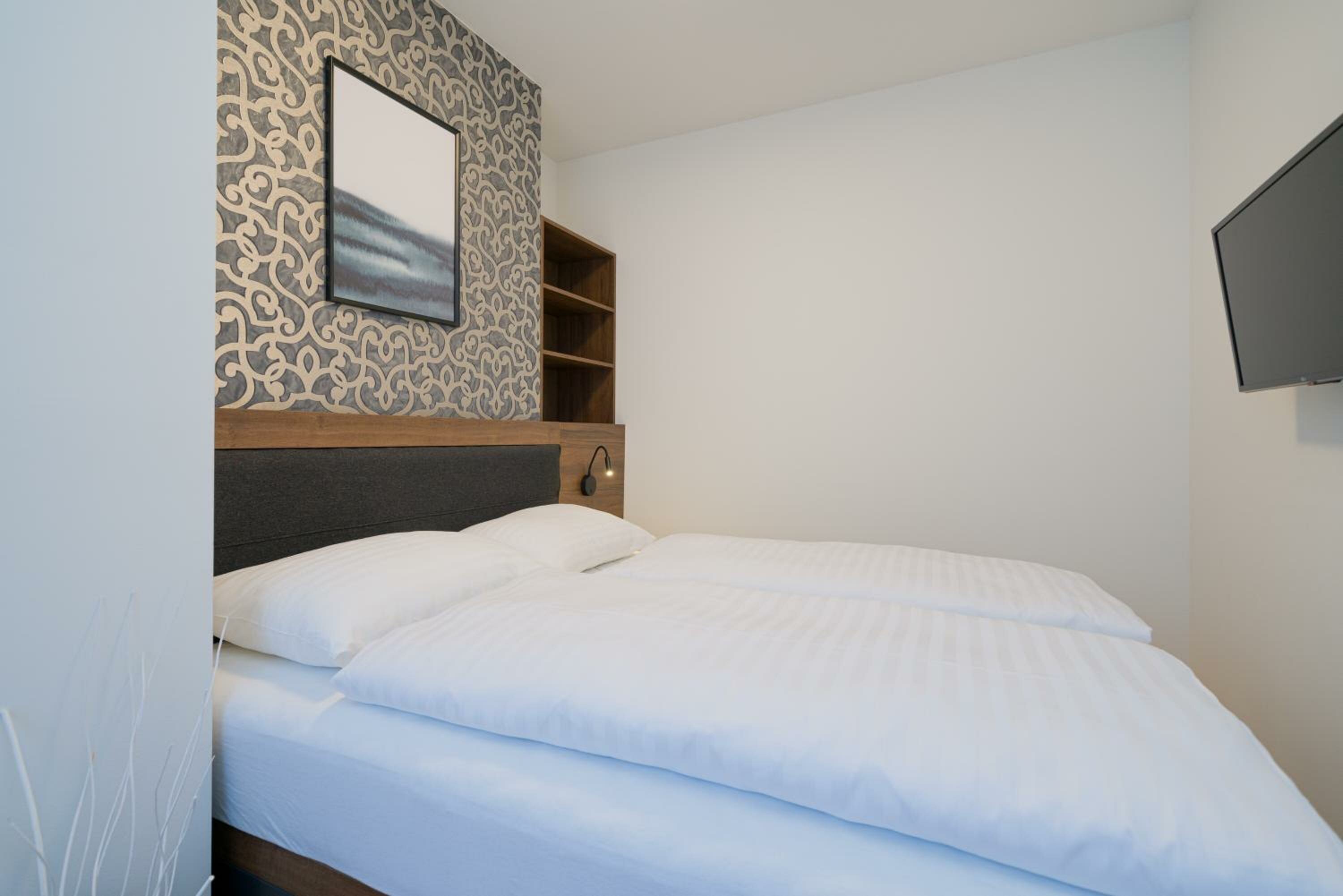 Three-Bedroom Apartment with Balcony