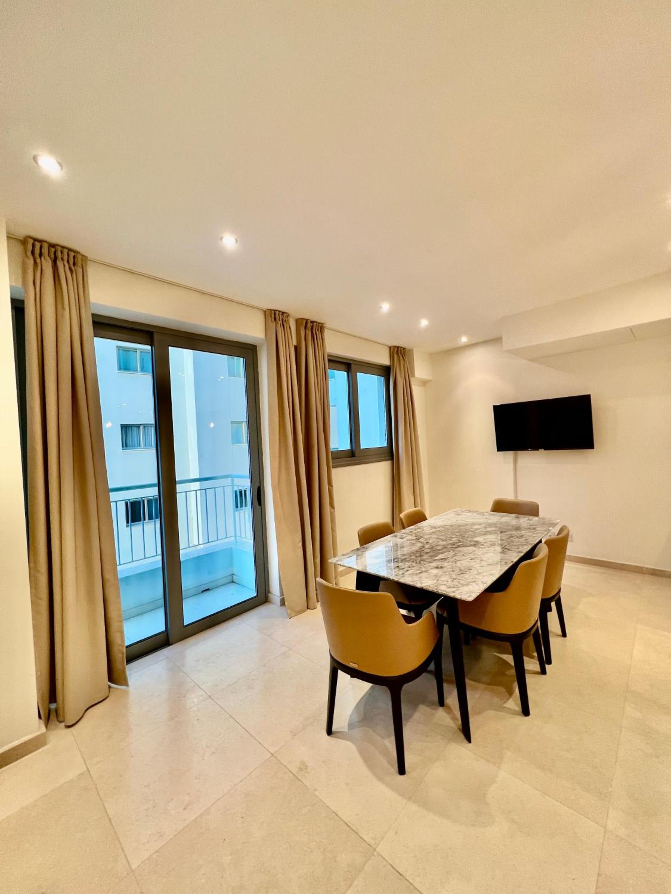 Apartment with Balcony