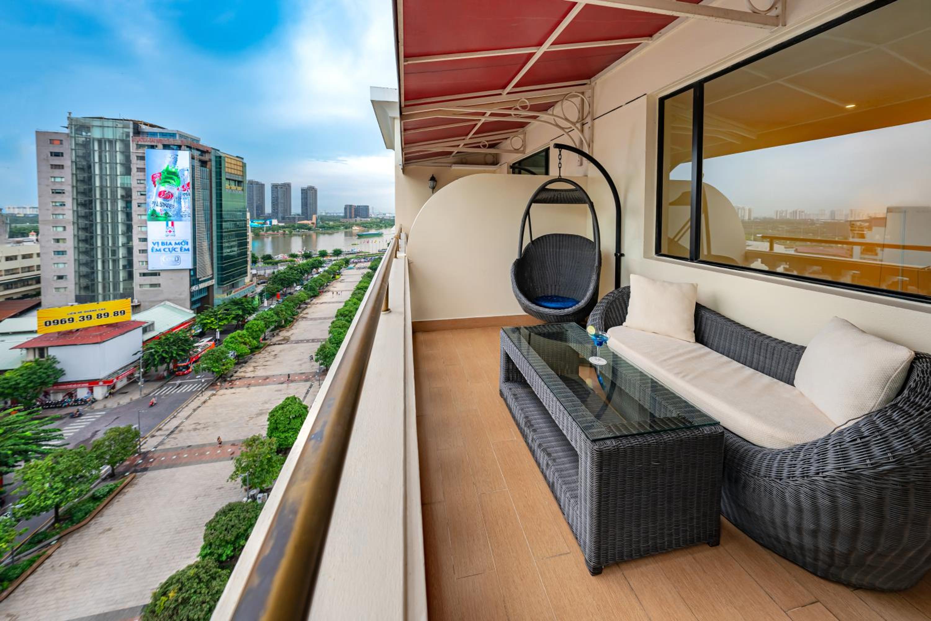 Apartment Room, Club Access with Afternoon Tea and Evening Cocktail