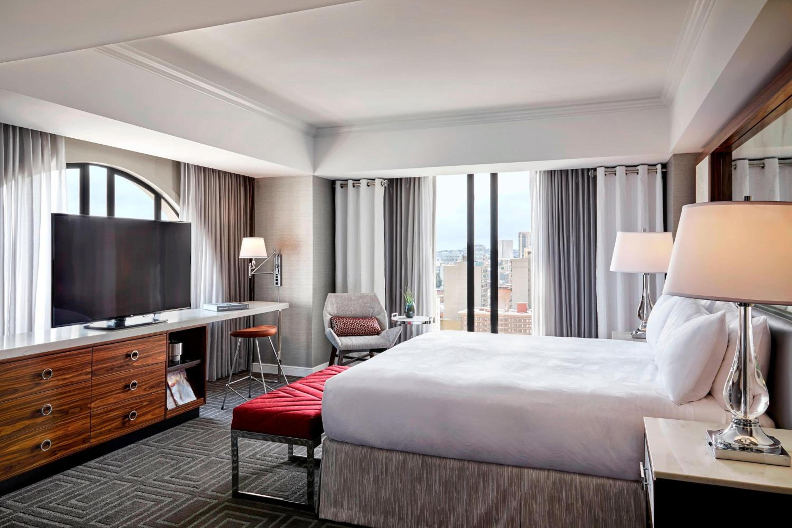 Executive King Room