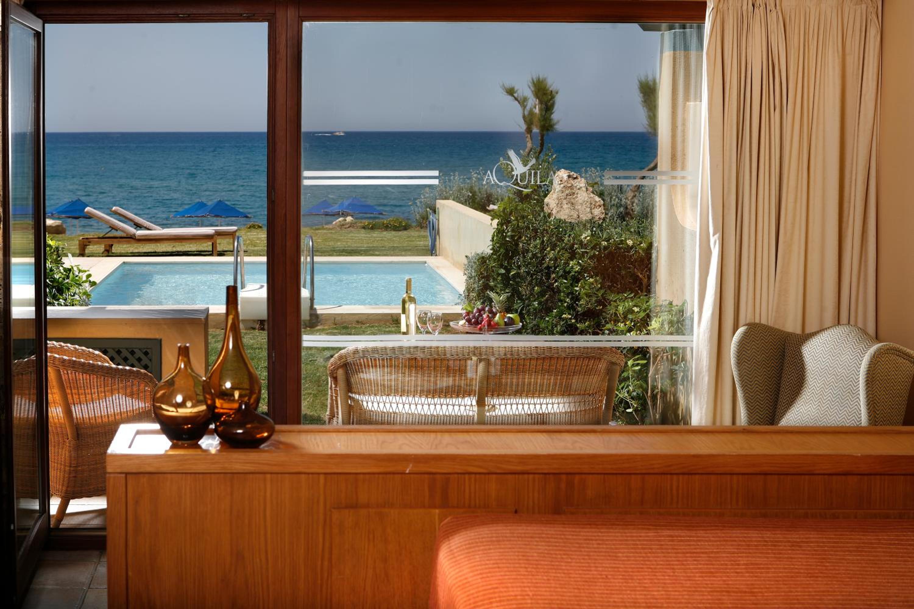 Mythica Bungalow with Private Pool, Beachfront