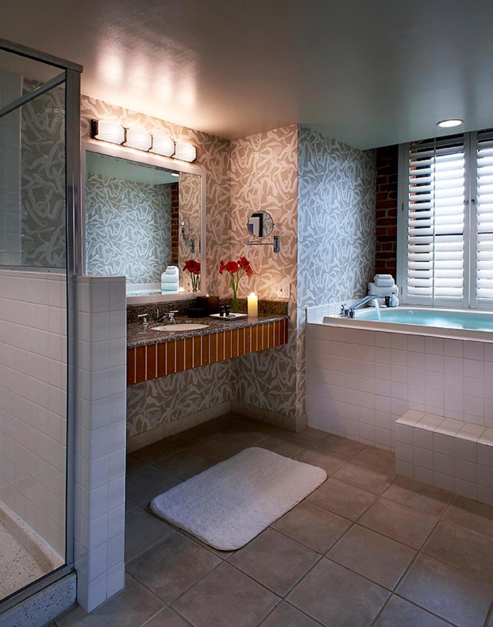 One-Bedroom Suite - King Bed