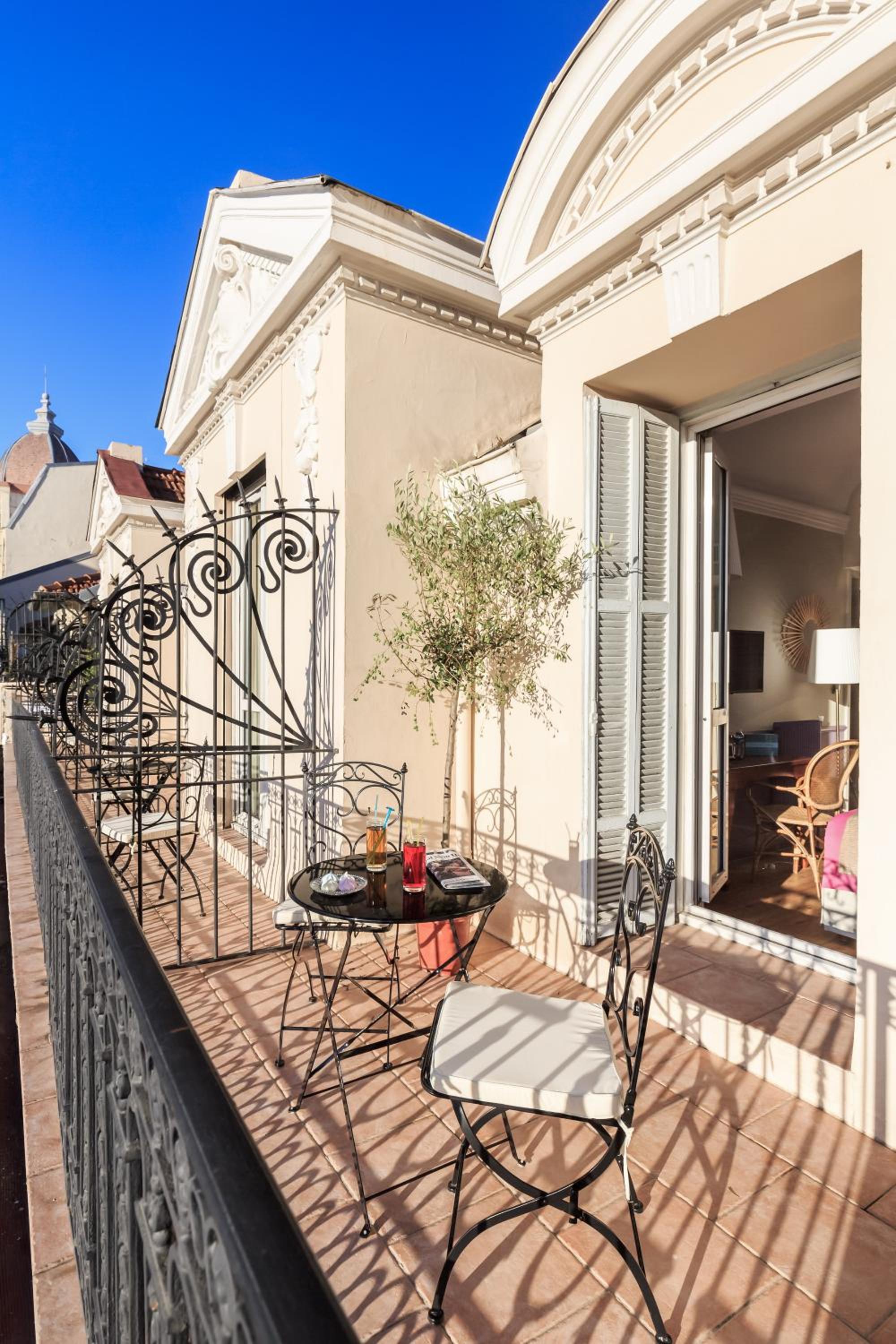 Superior Double or Twin Room with Terrace