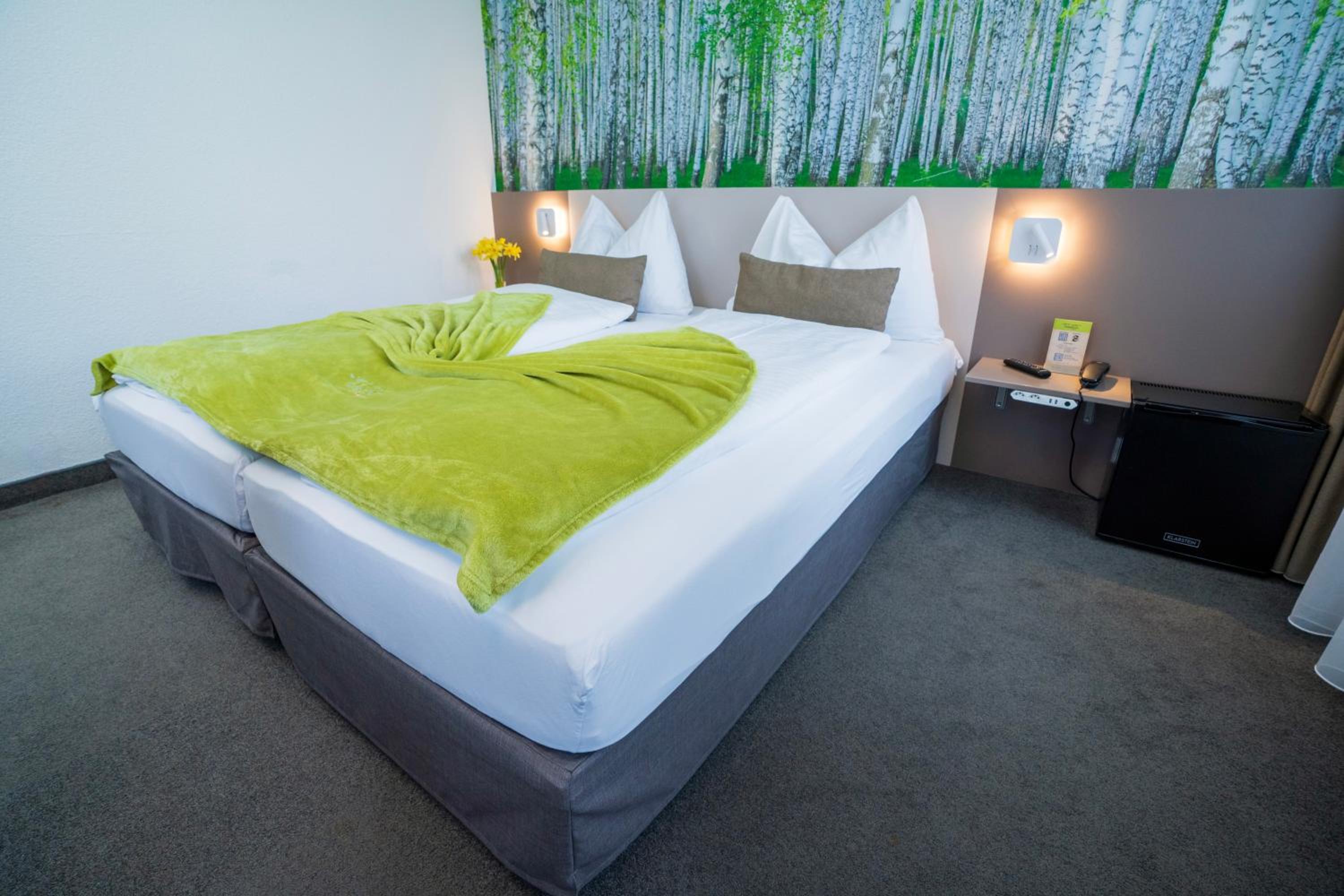 Design Twin Room
