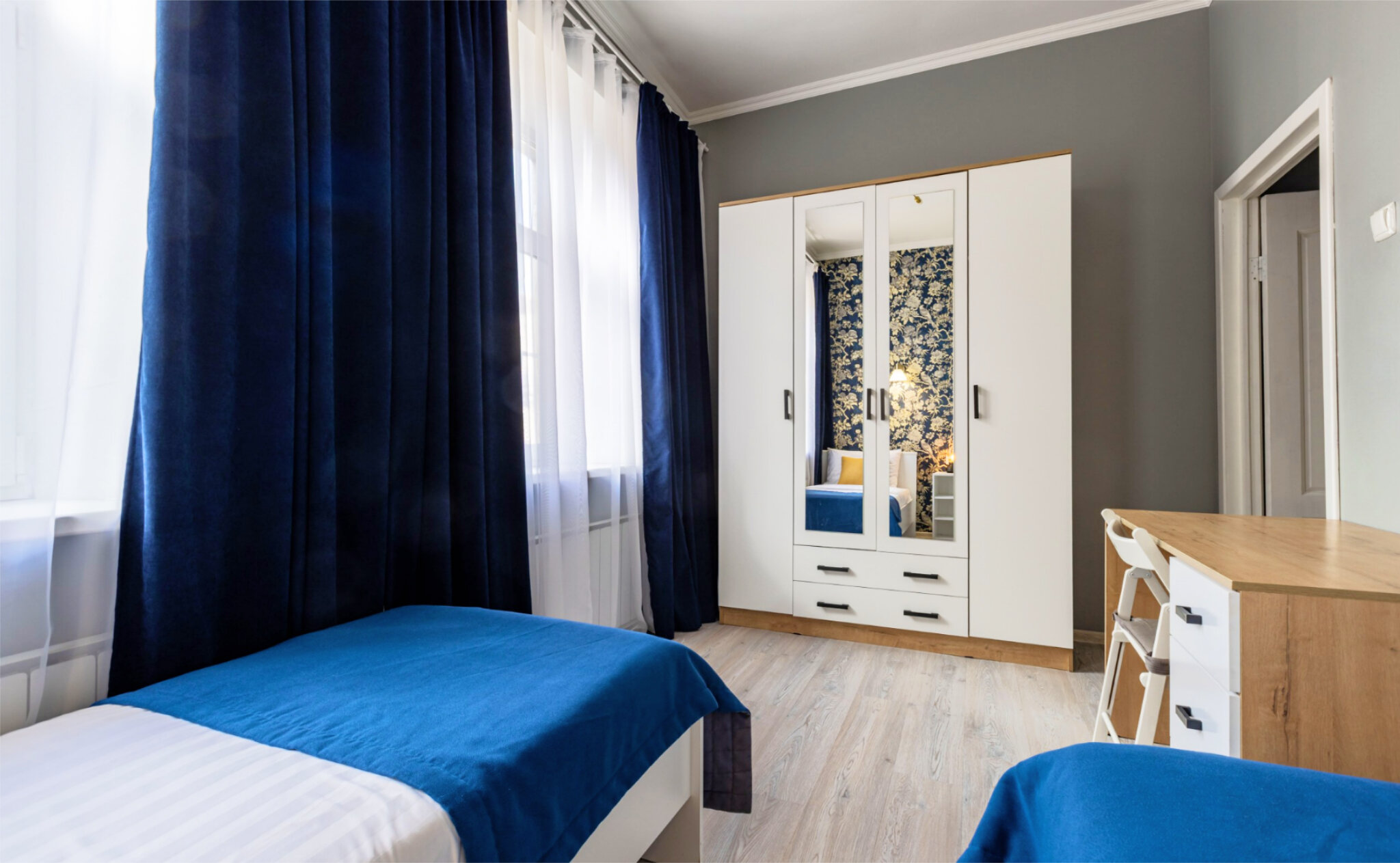 Трёхкомнатные апартаменты с кухней