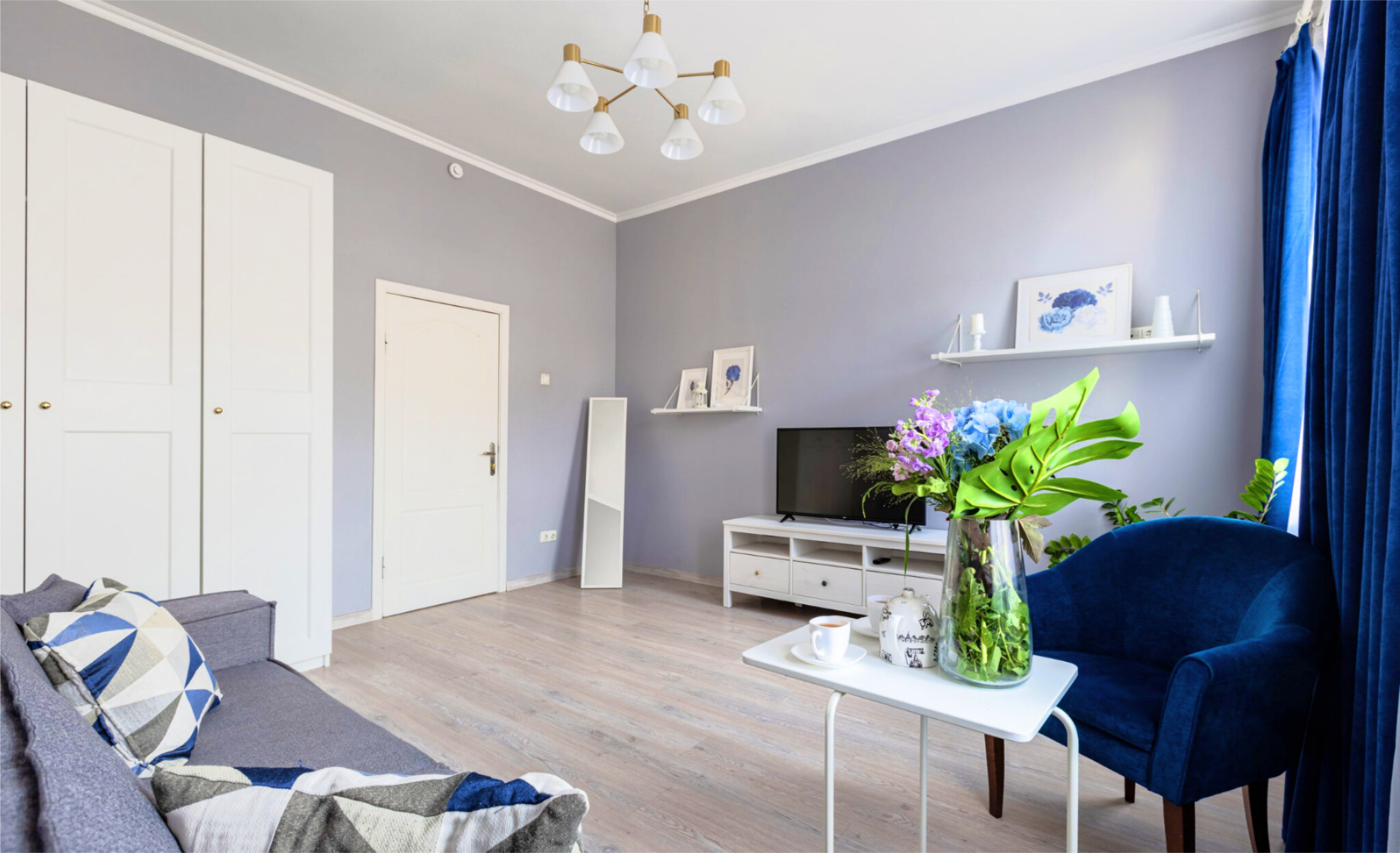 Трёхкомнатные апартаменты с кухней