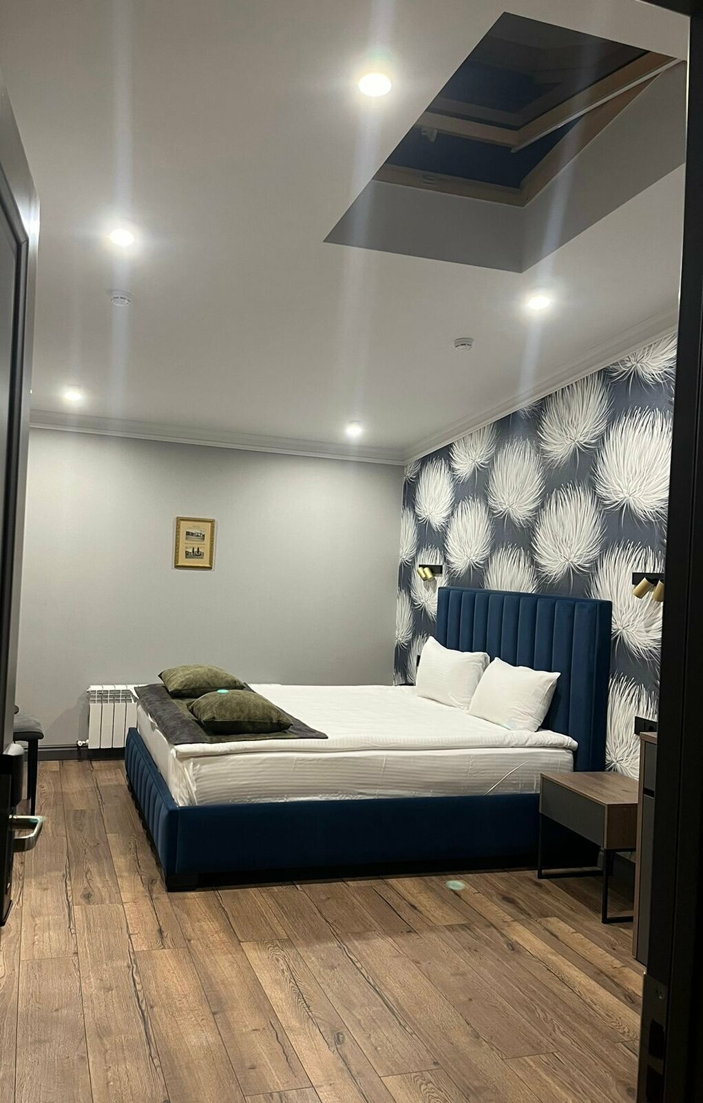 Небольшой двухместный номер с 1 кроватью