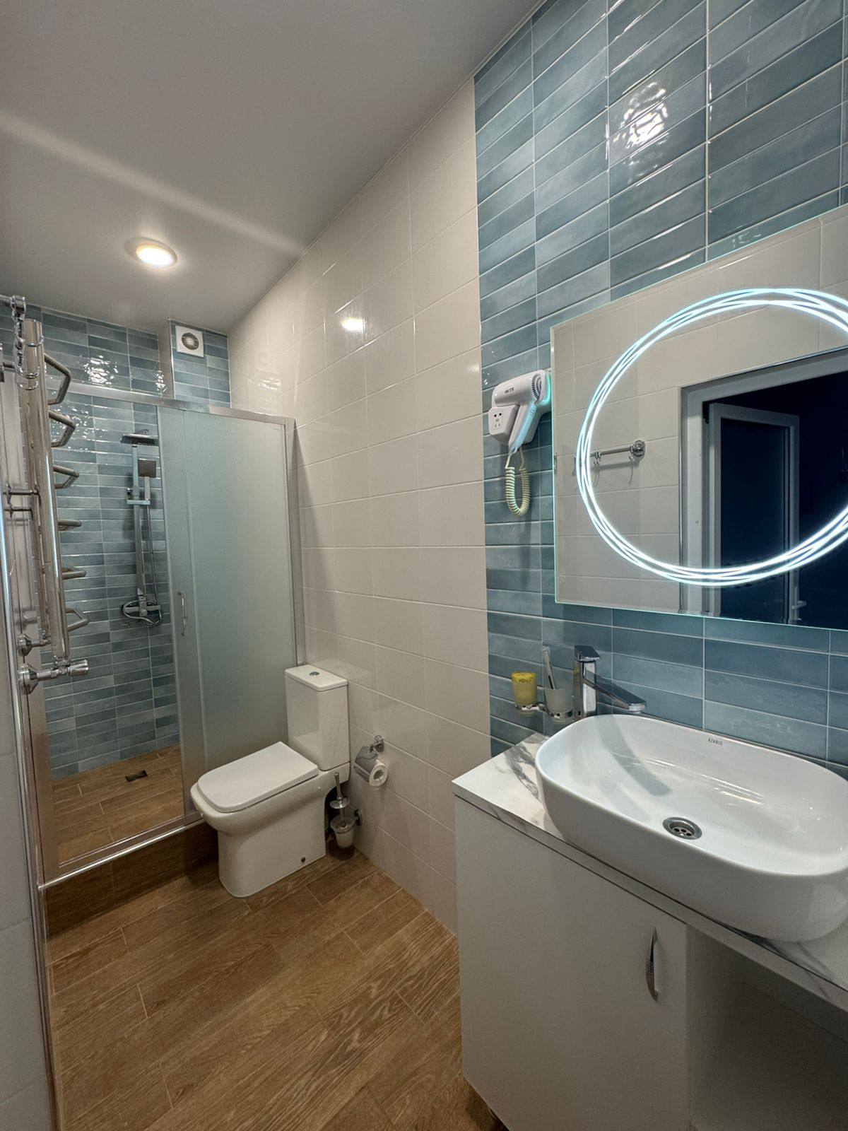 Номер Делюкс