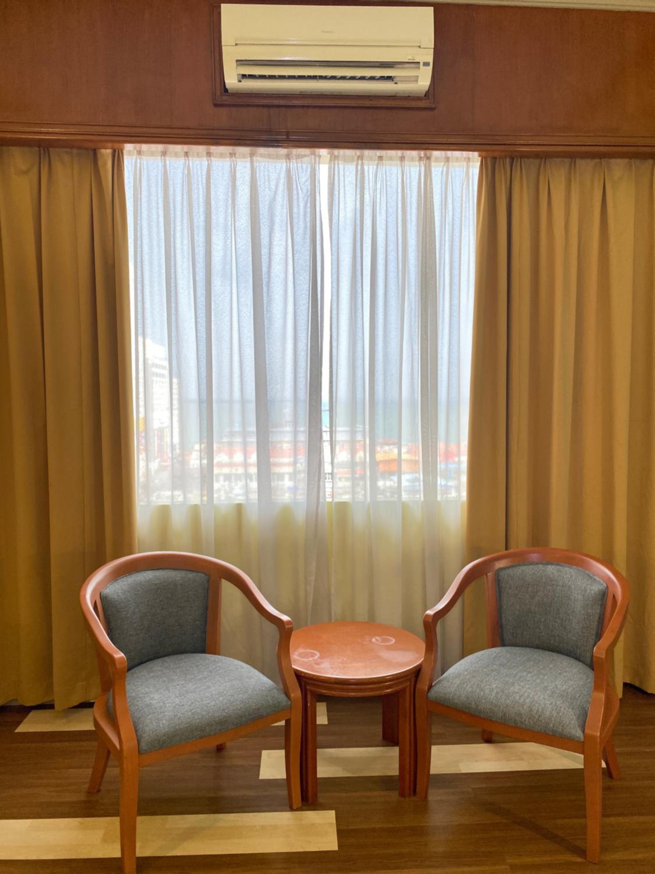 Selingan Deluxe King Room