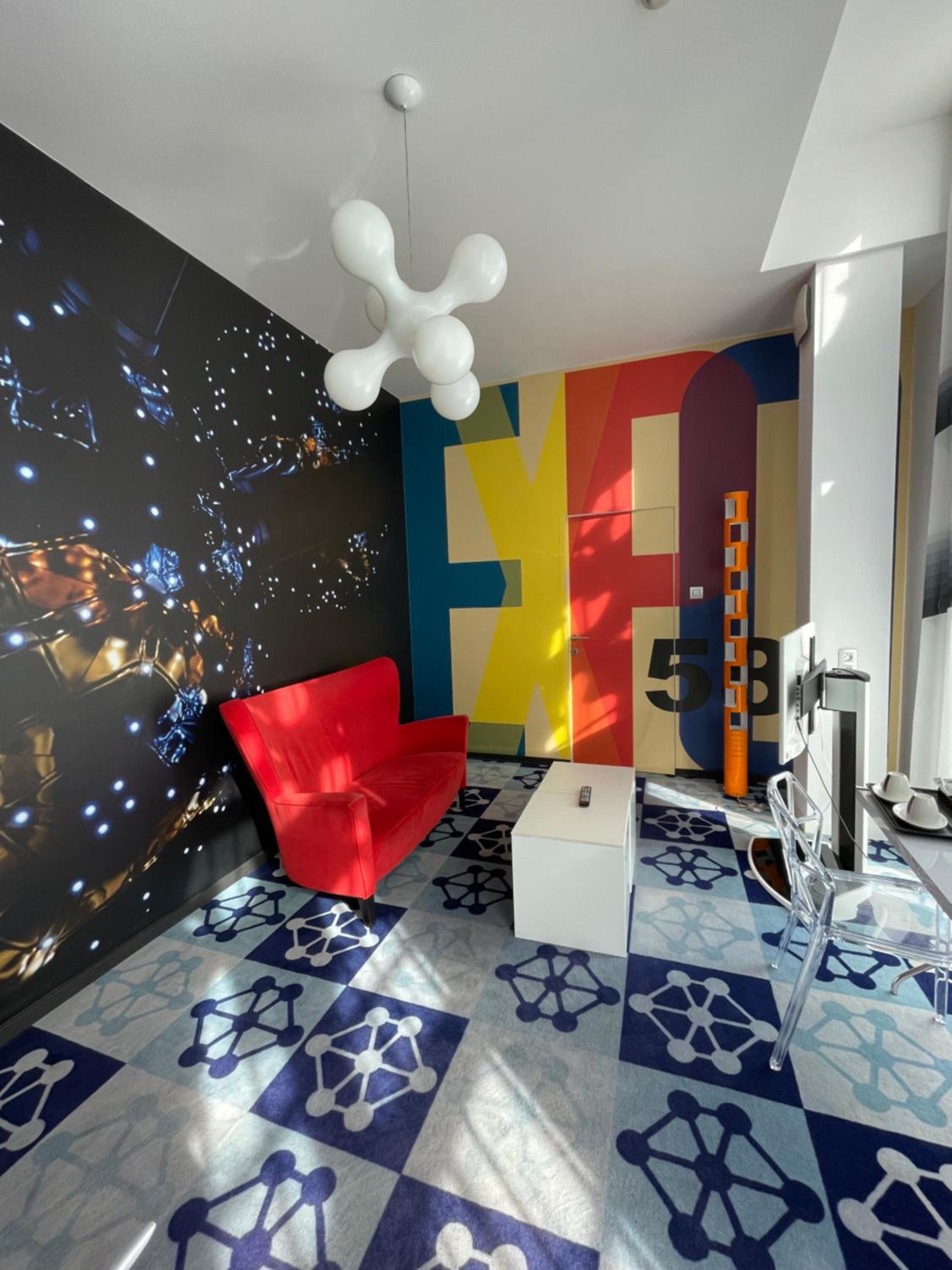 Queen Suite with Spa Bath