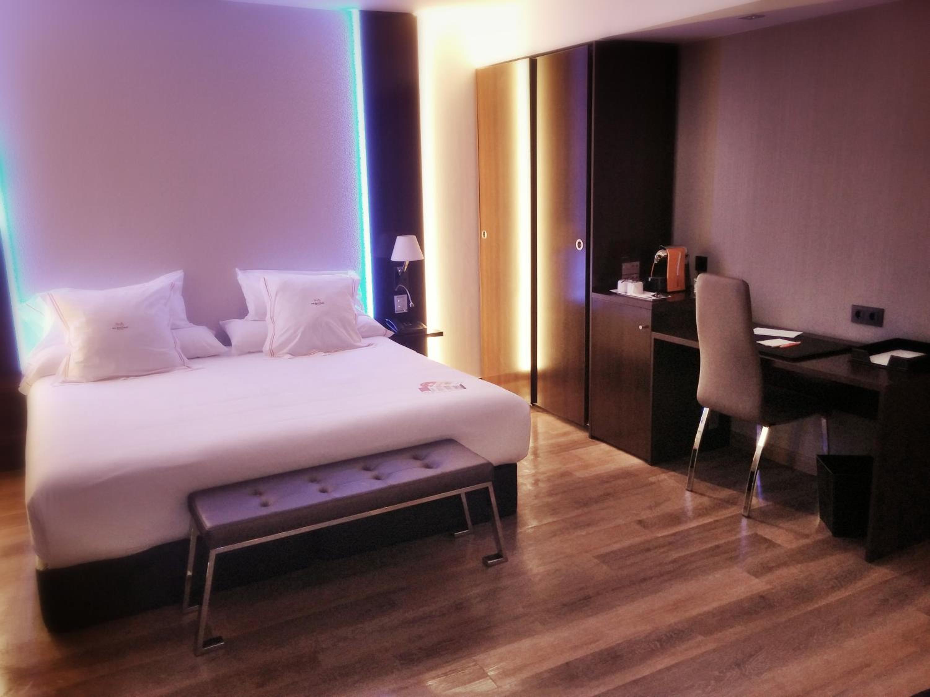 Superior Double Room with Hot Tub  and Terrace