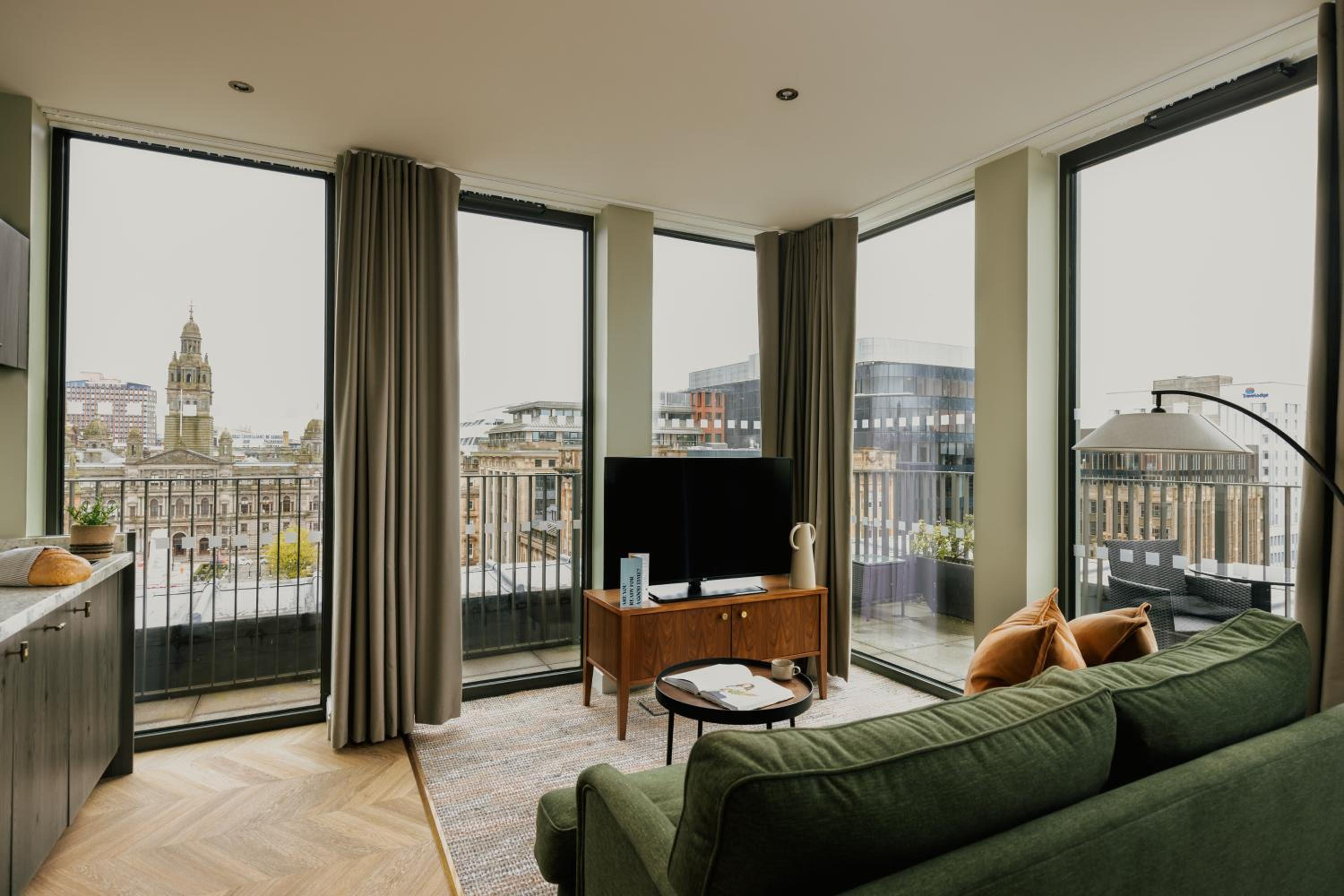 Penthouse One Bedroom Apartment