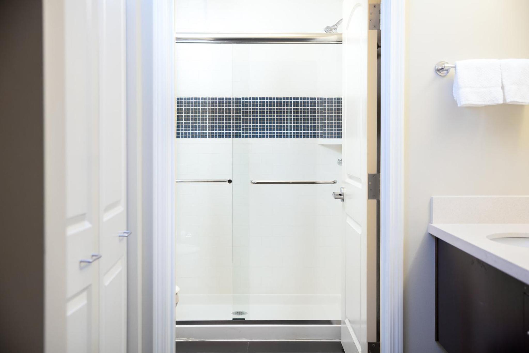 King Studio Suite - Hearing Accessible/Non-Smoking