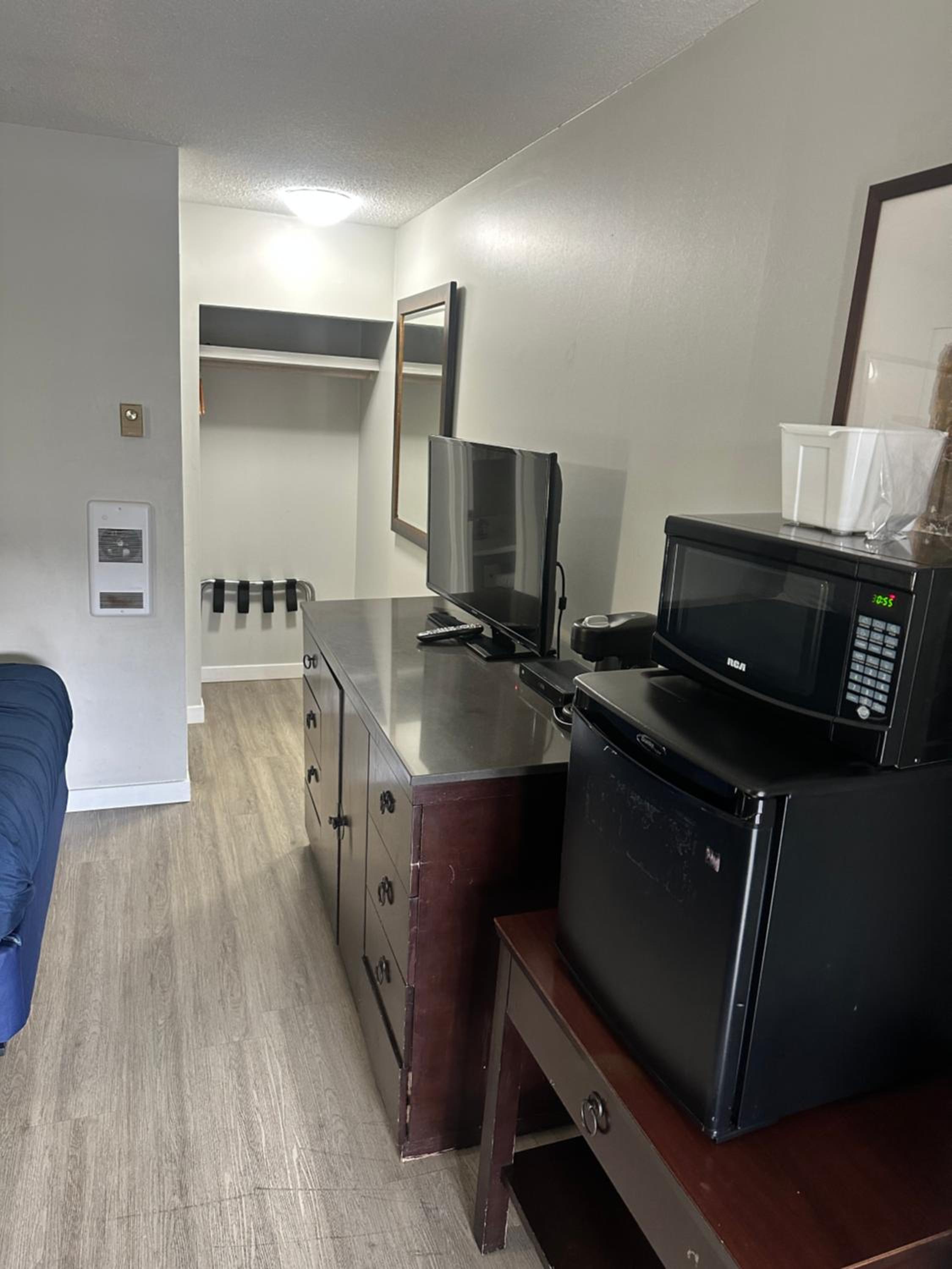 Double Room With Two Double Beds - Non-Smoking