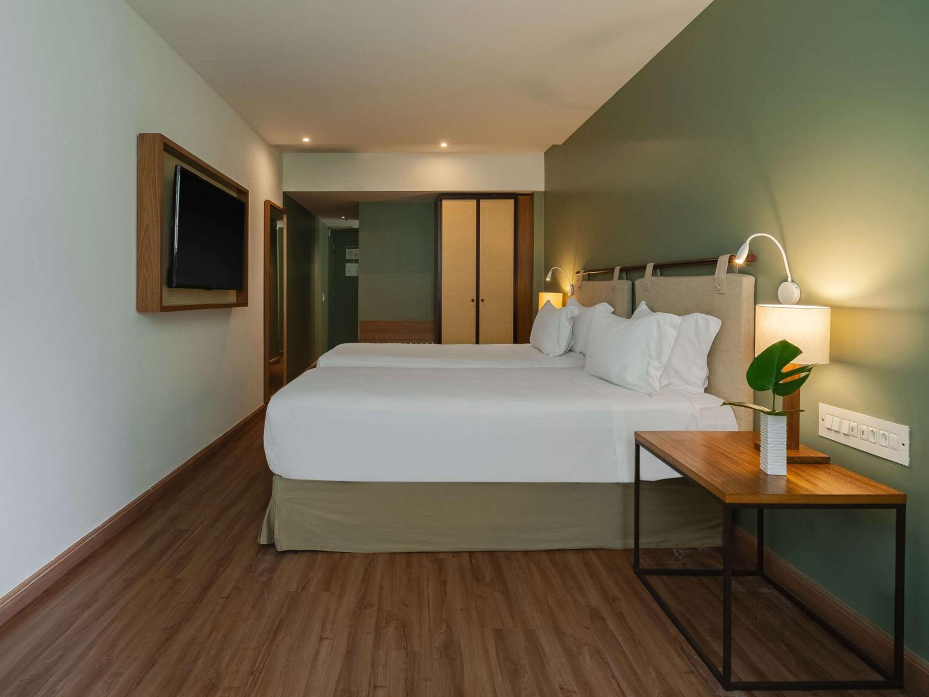 Classic Twin Room