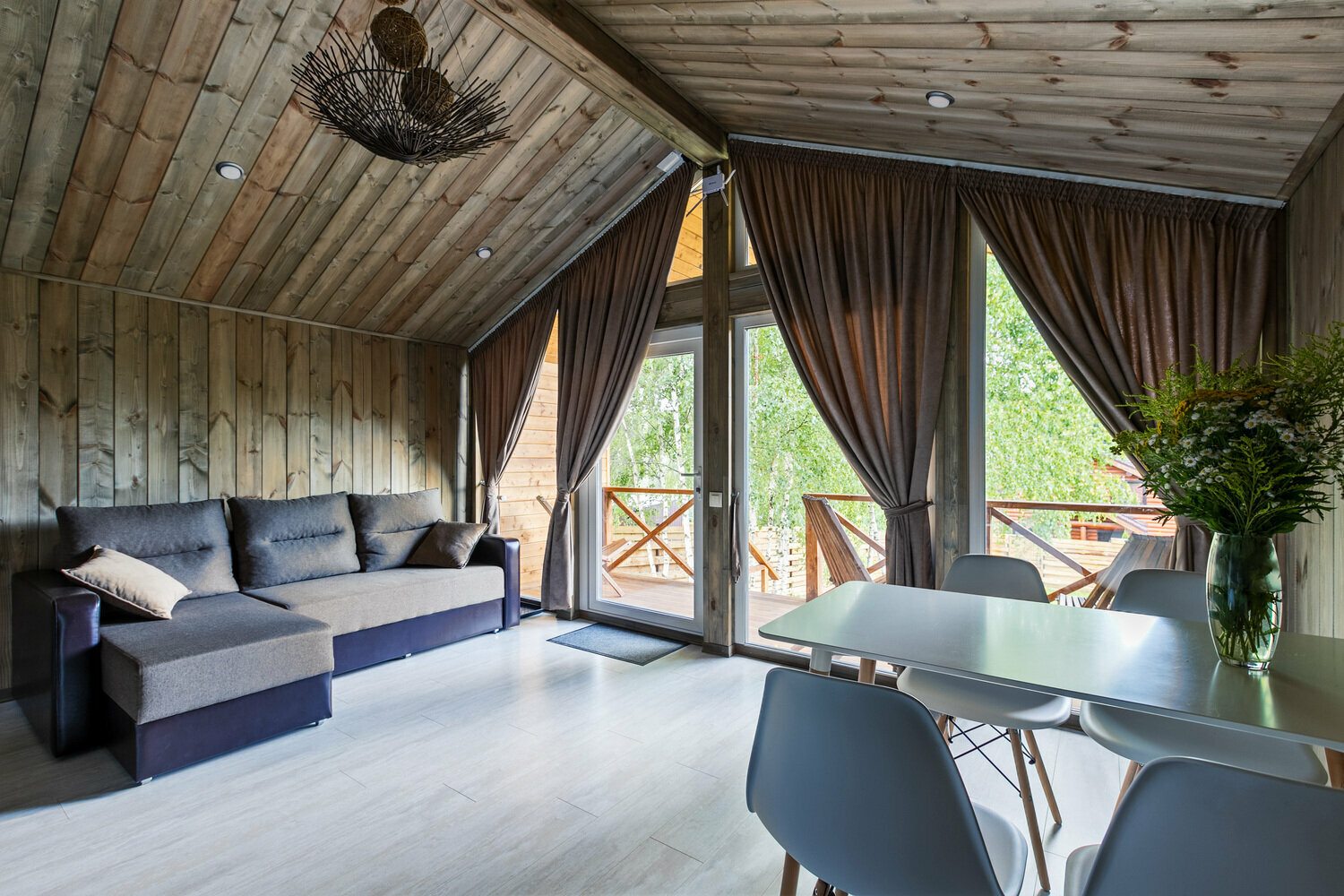 Барнхаус "Весна"