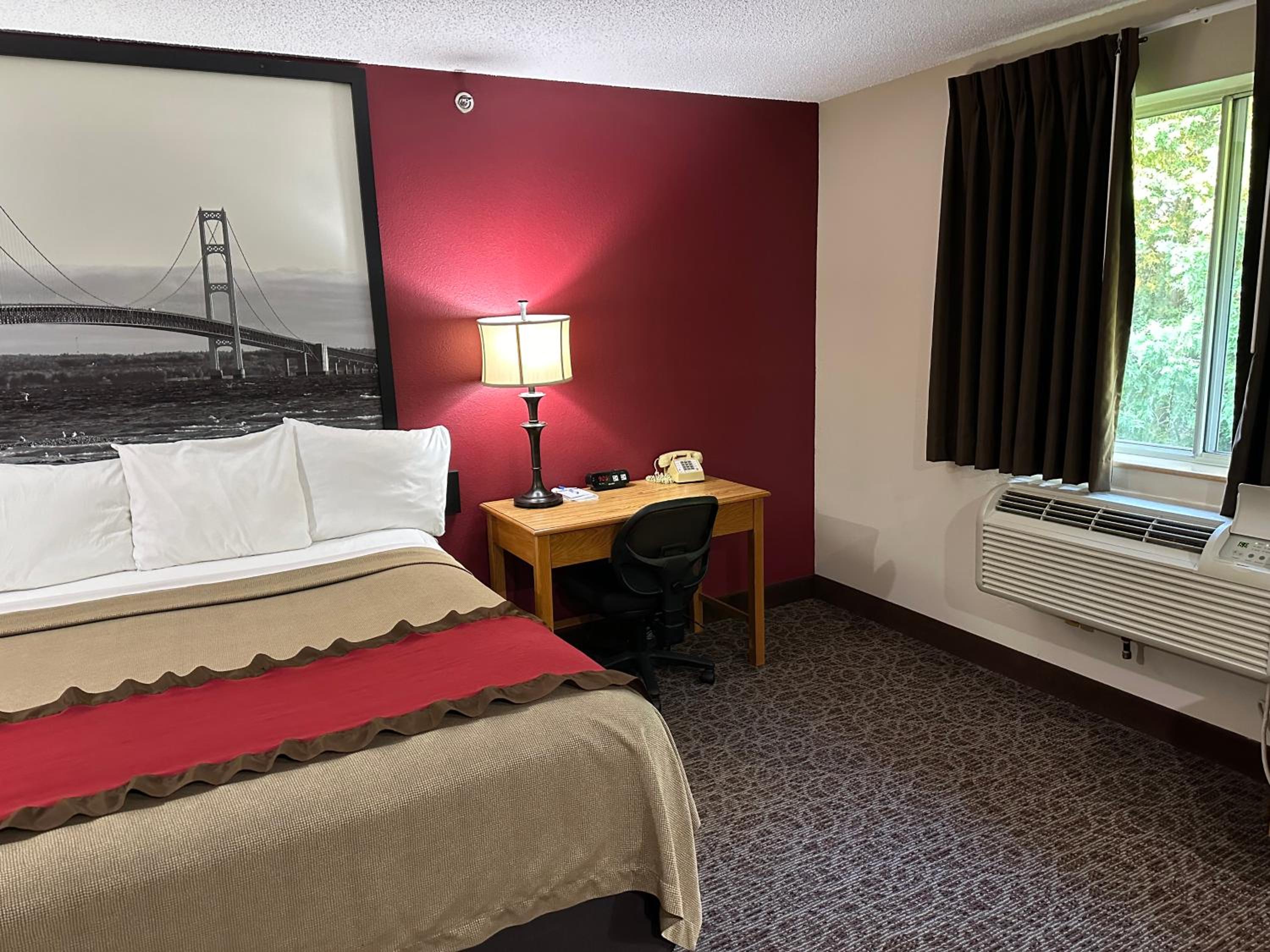 King Studio Suite - Non-Smoking