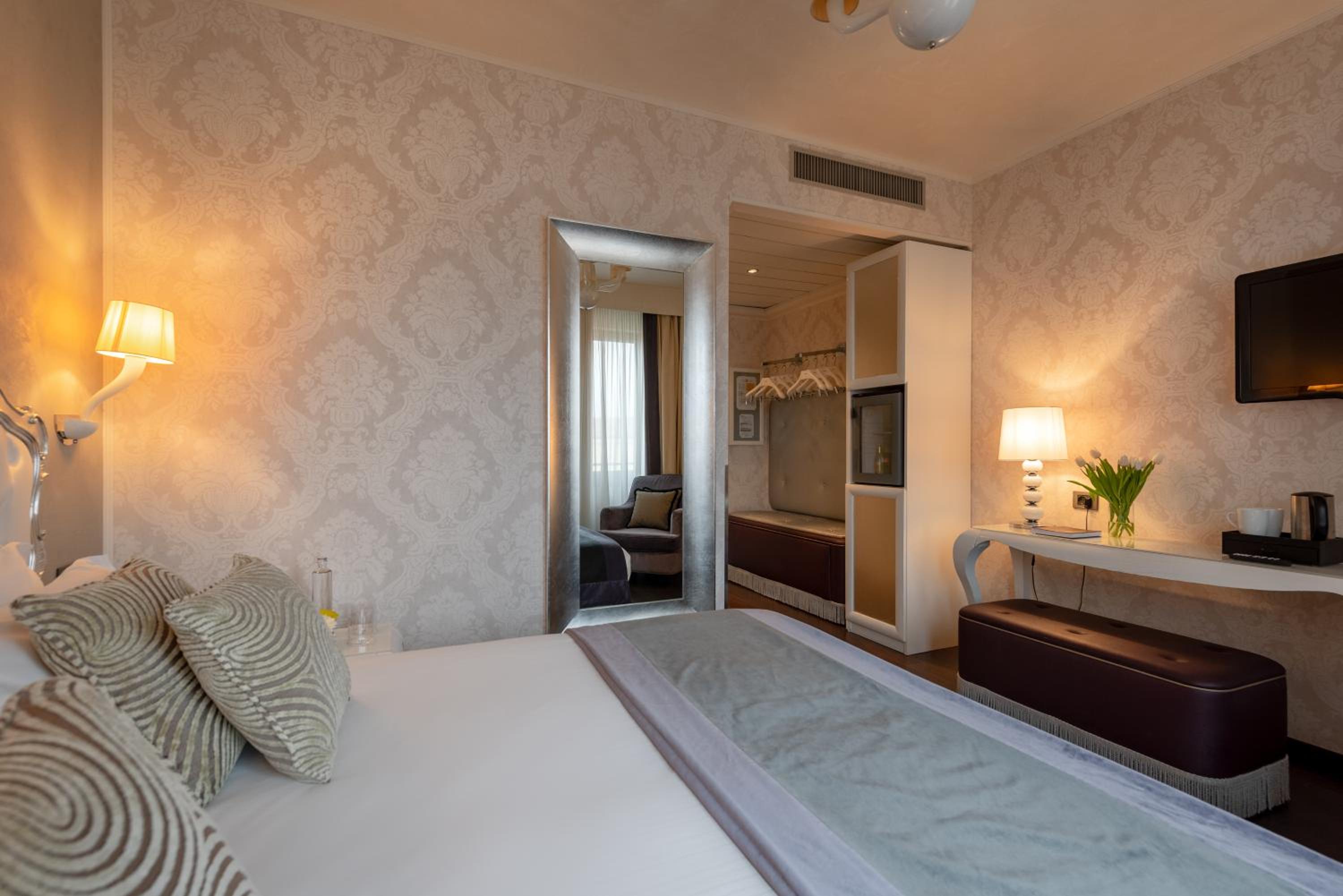 Classic Double or Twin Room